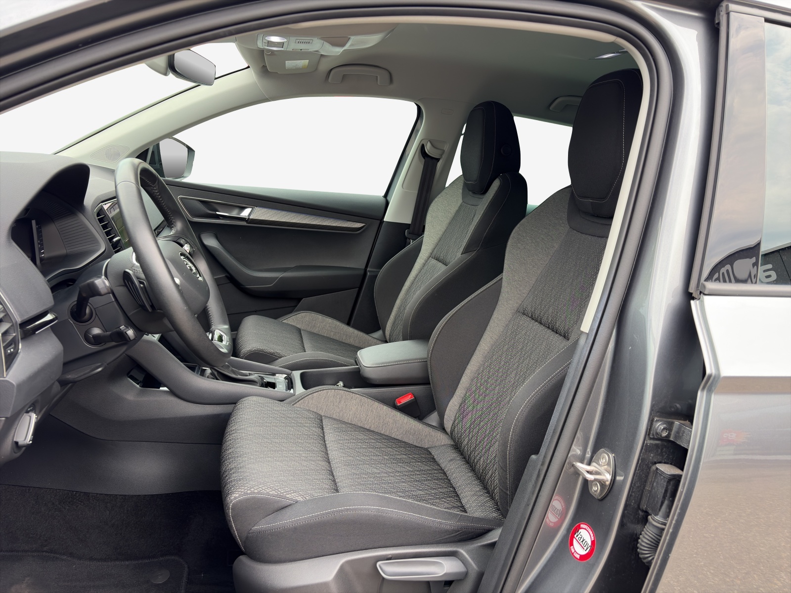 SKODA Karoq 1.5 TSI Style DSG-image-7