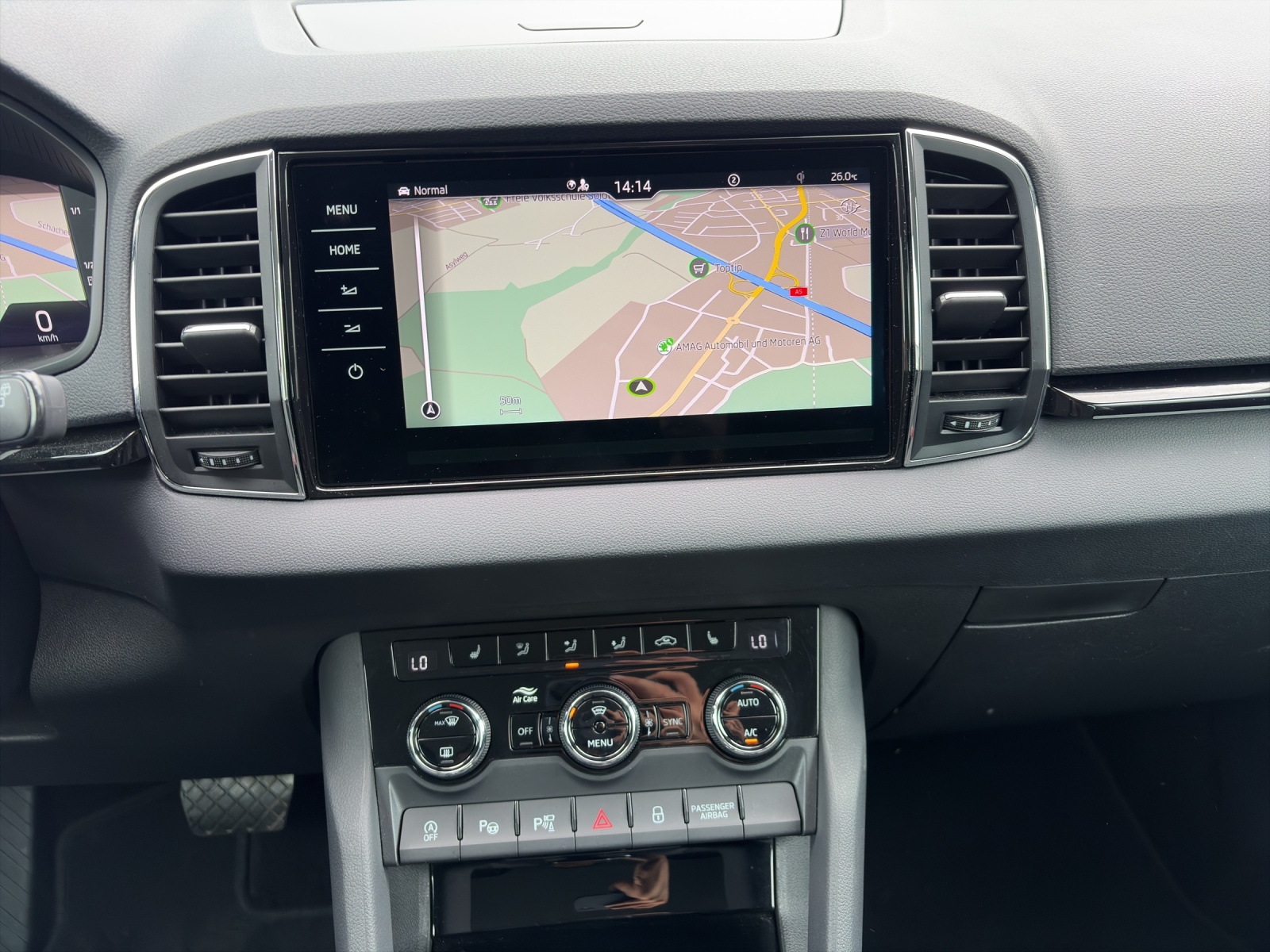 SKODA Karoq 1.5 TSI Style DSG-image-10