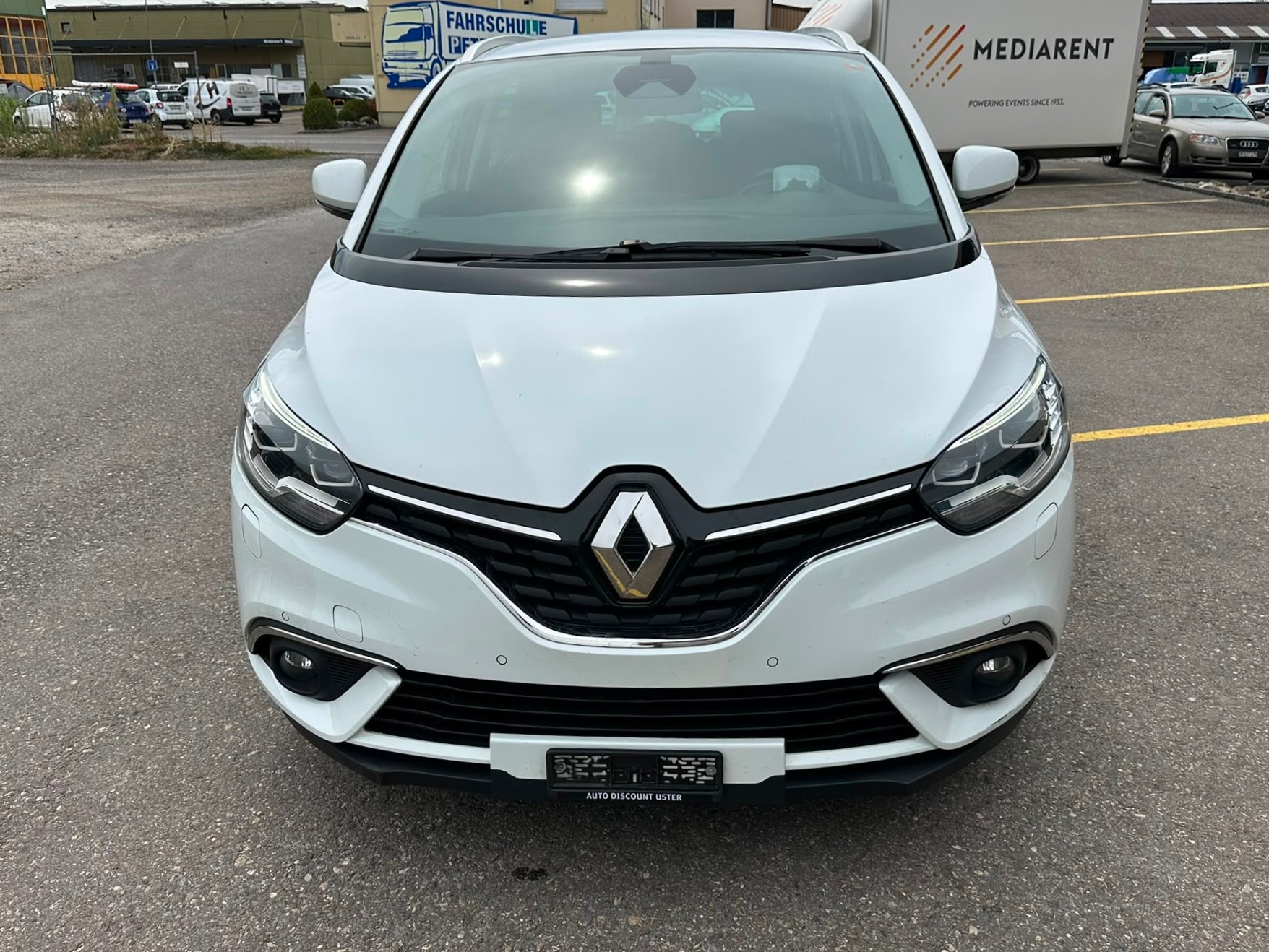 RENAULT Grand Scénic 1.6 dCi Bose EDC-image-0