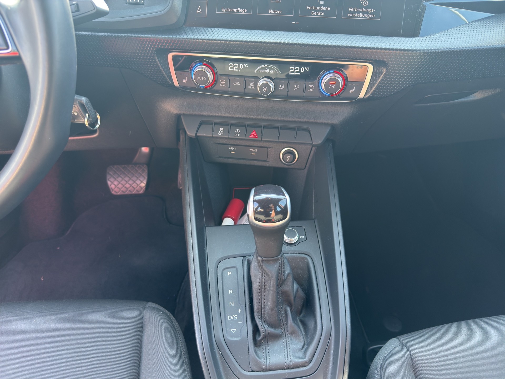 AUDI A1 Sportback 30 TFSI Attraction S-tronic-image-10