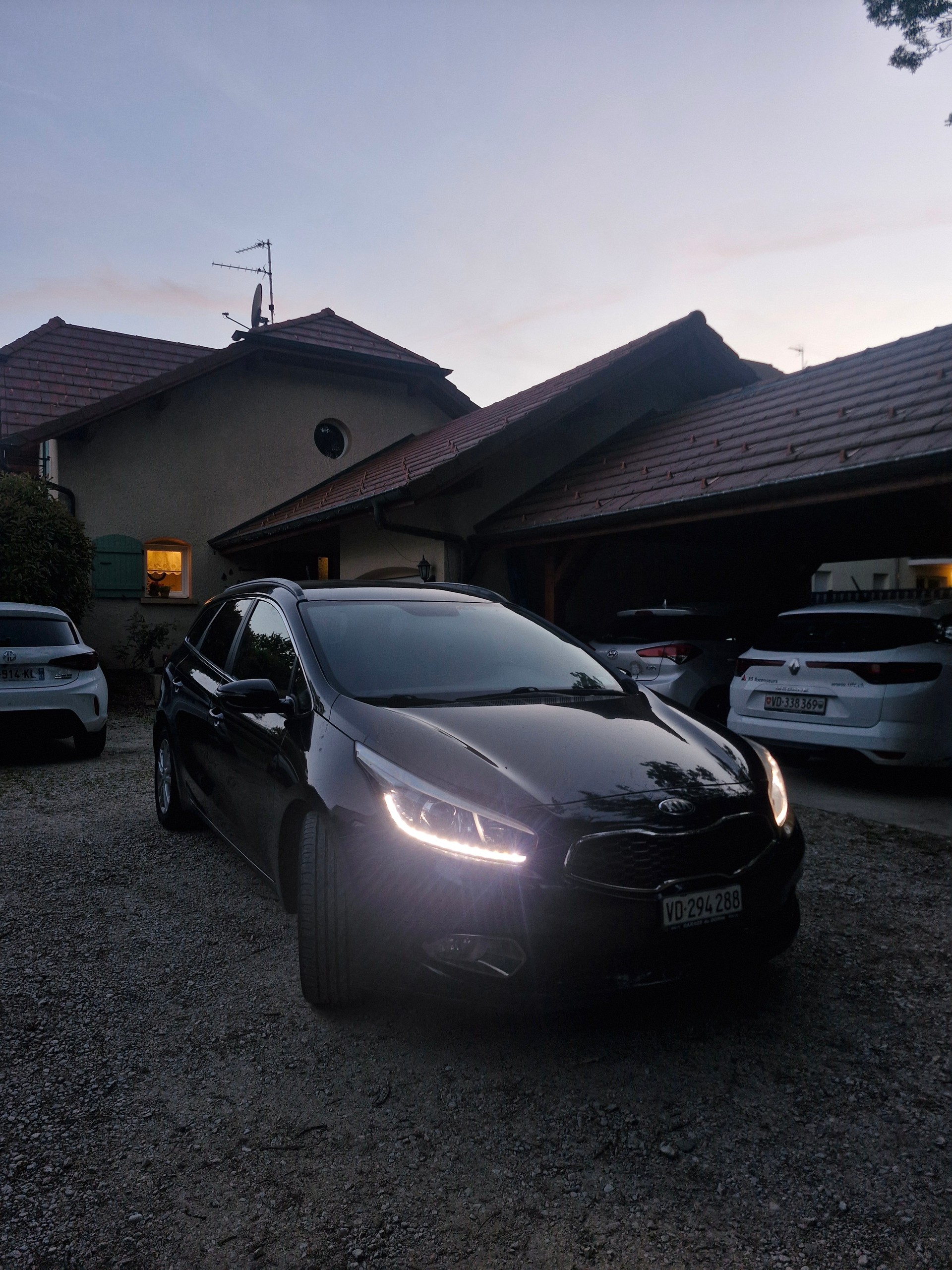 KIA 1.6 CRDi Trend-image-2