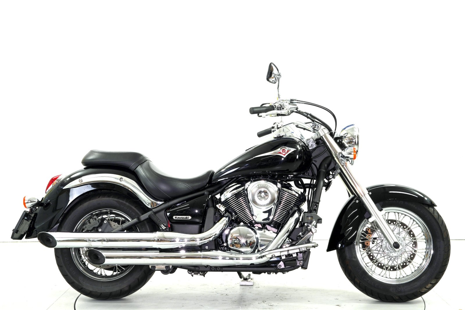 KAWASAKI VN 900 Classic-showroom-element-3