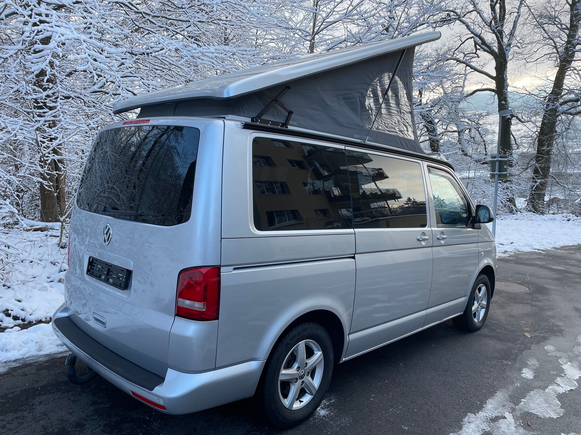 VW Caravelle / Camper-image-4