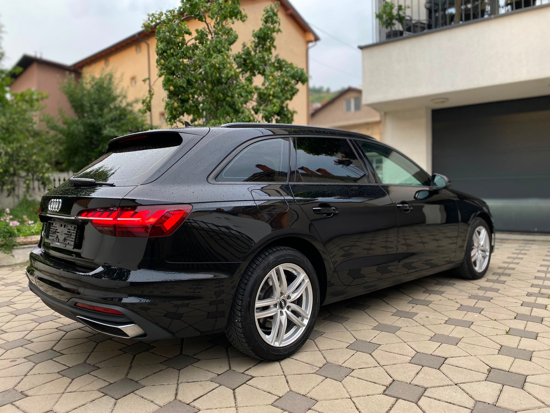AUDI 2.0 35 TDI S-Tronic-image-3