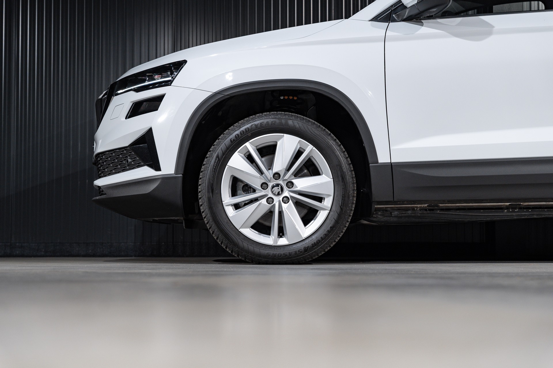 SKODA Karoq 1.5 TSI Top Selection DSG-image-25