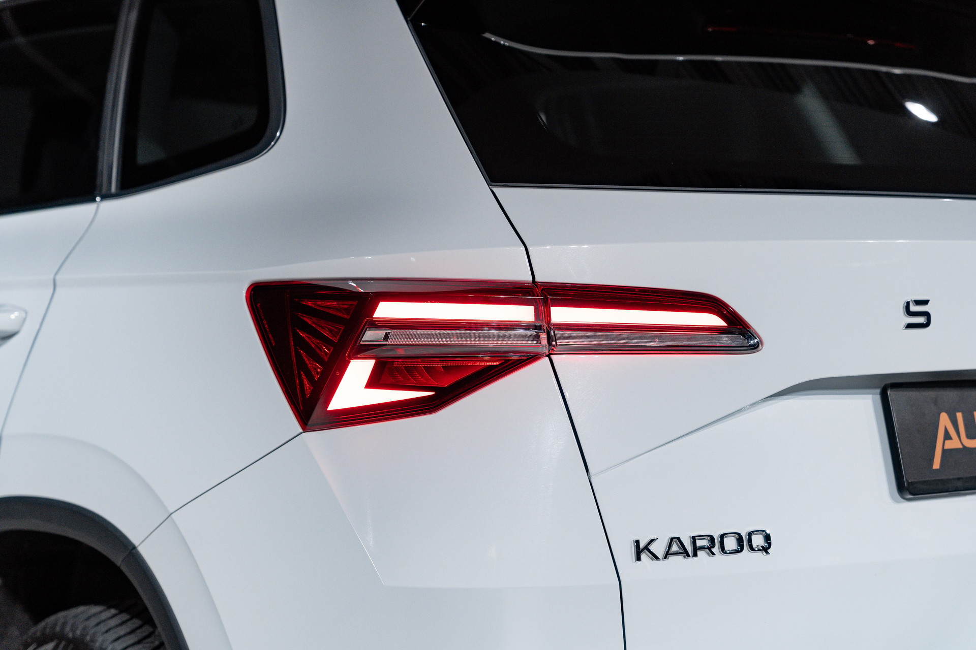 SKODA Karoq 1.5 TSI Top Selection DSG-image-24
