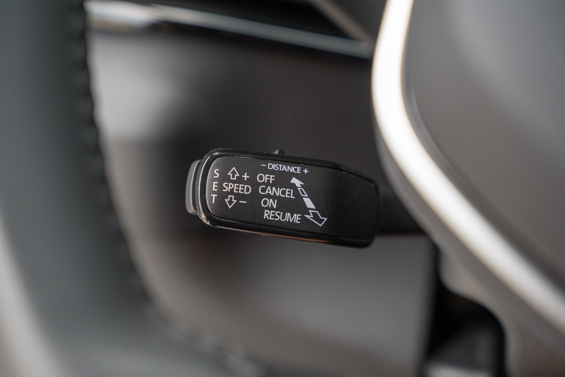 SKODA Karoq 1.5 TSI Top Selection DSG-image-19