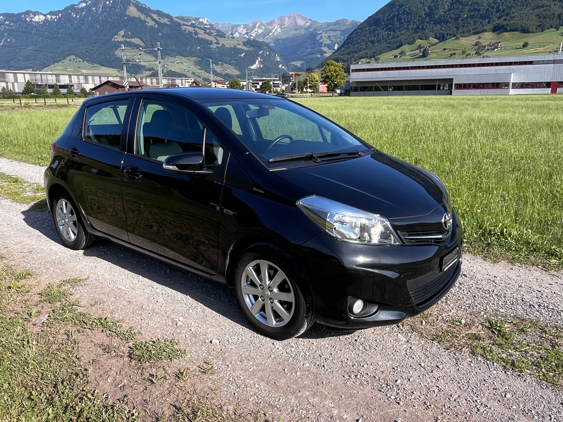 TOYOTA Yaris SOL VVT-i, 1.33-image-1