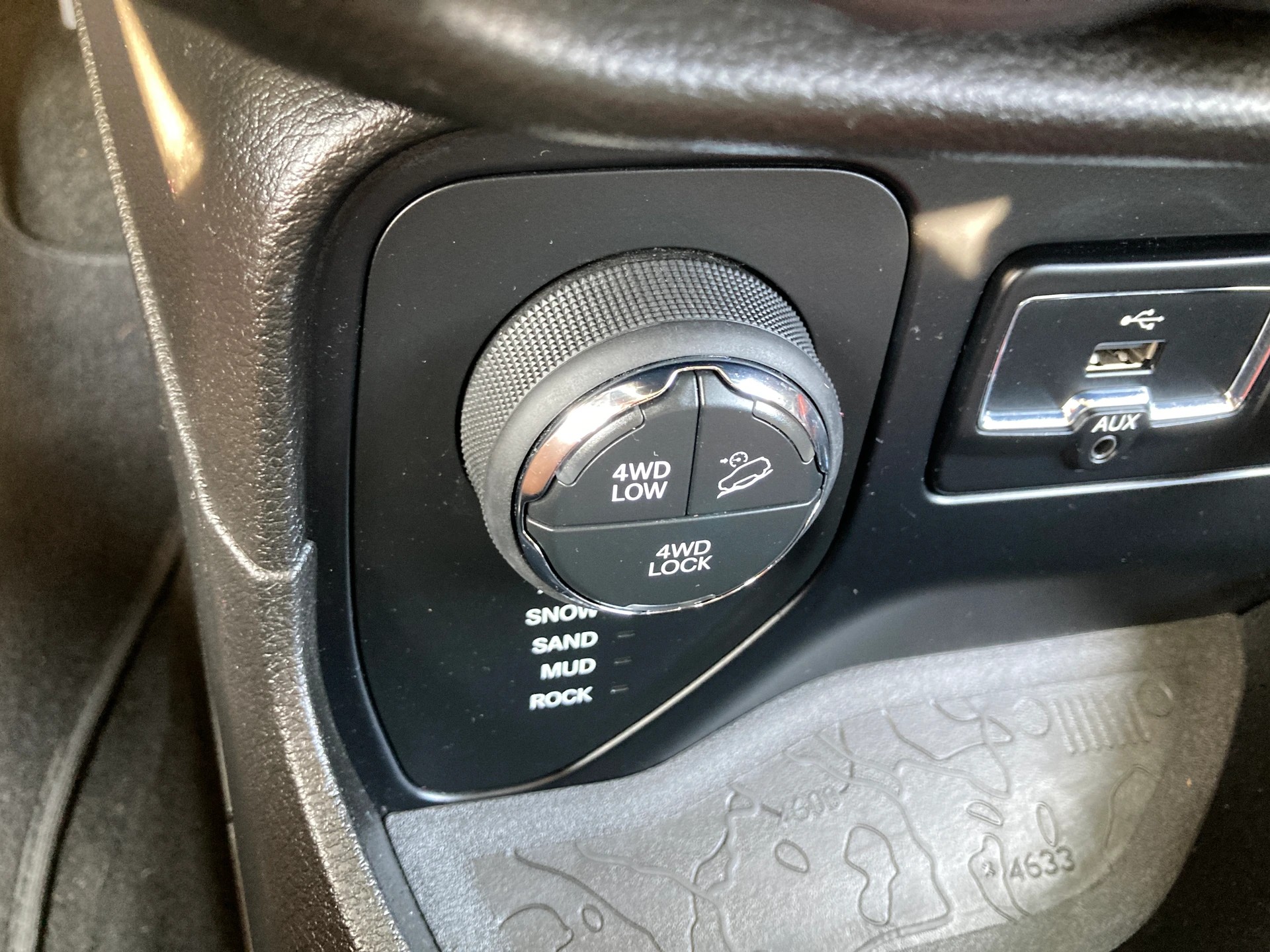 JEEP Renegade 2.0 CRD Trailhawk AWD + Low Range 9ATX-image-13