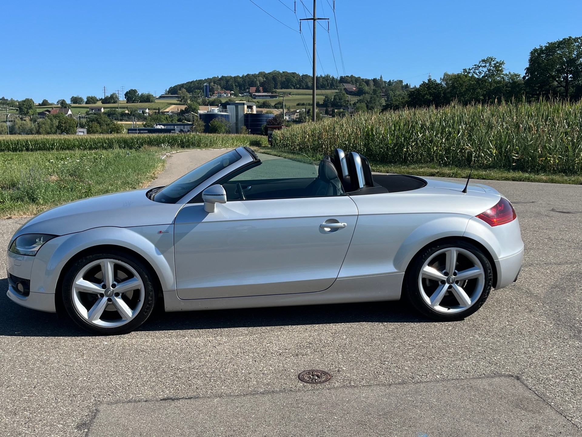 AUDI TT Roadster 2.0 TFSI-image-4