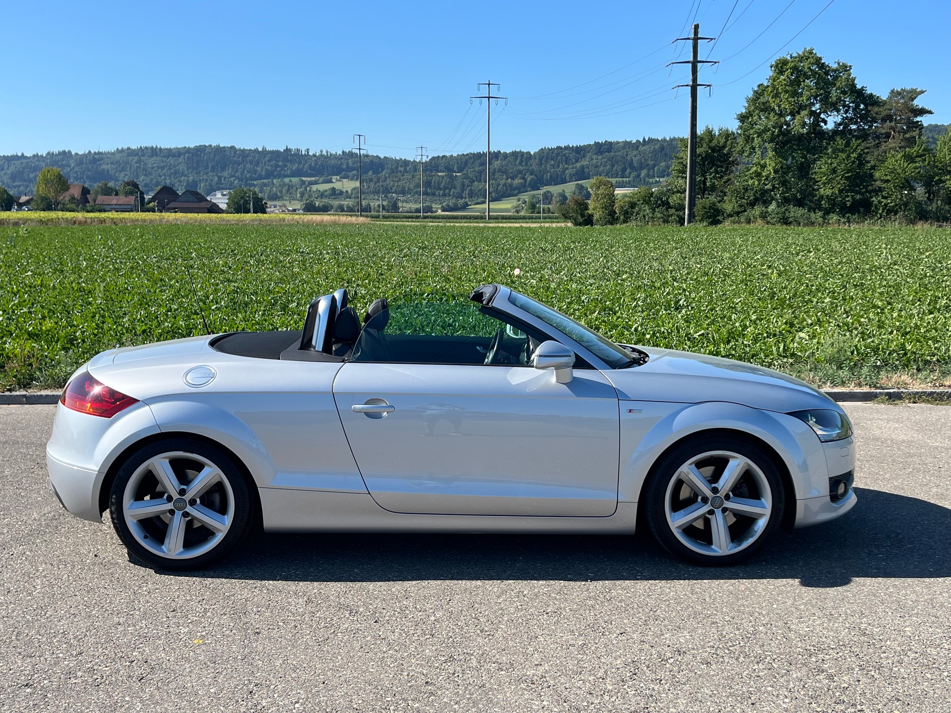 AUDI TT Roadster 2.0 TFSI-image-3