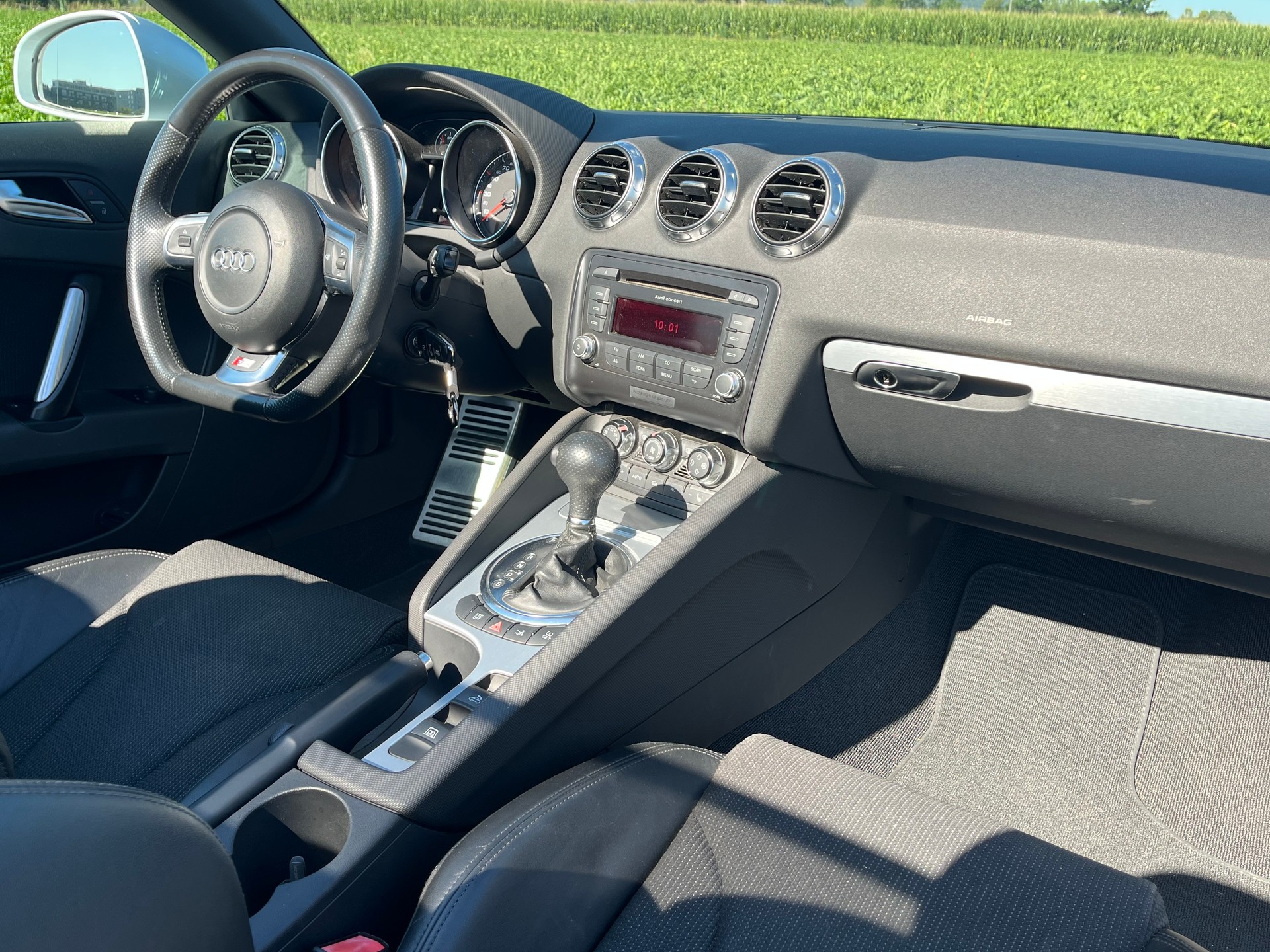 AUDI TT Roadster 2.0 TFSI-image-12