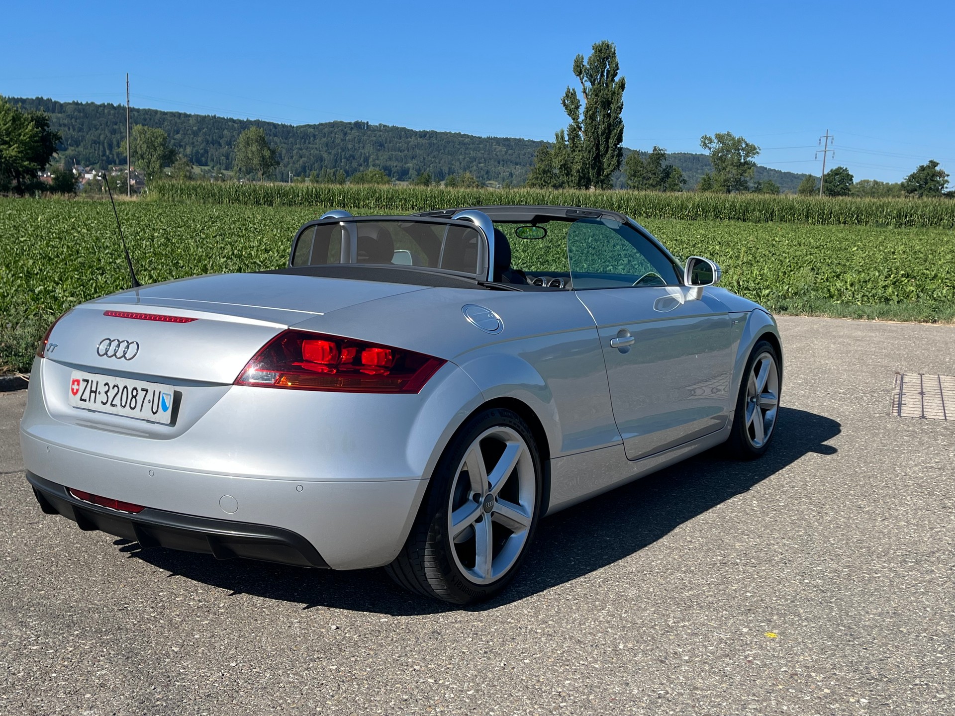 AUDI TT Roadster 2.0 TFSI-image-5
