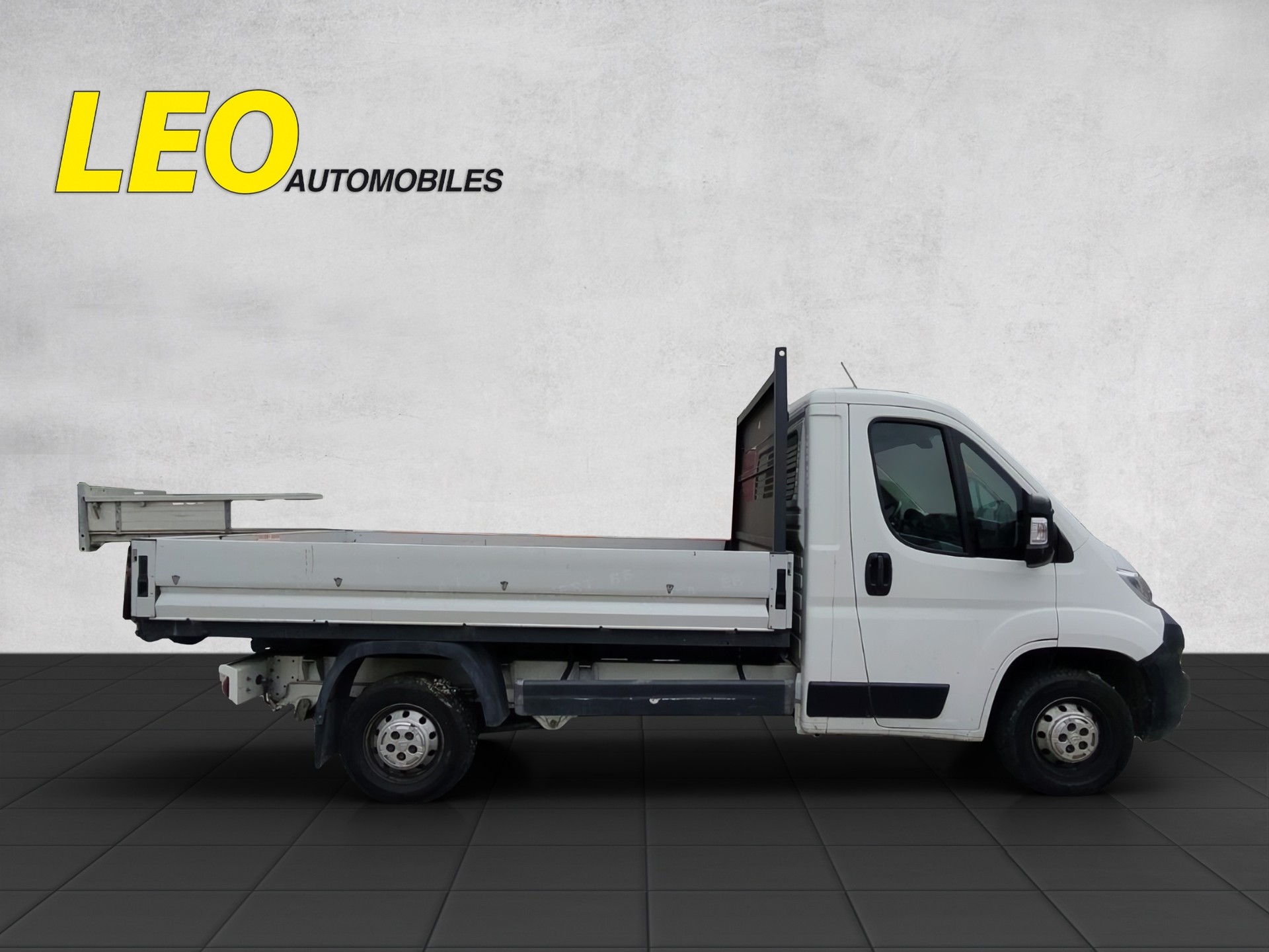 CITROEN Jumper 35 2.0 HDi 130 Attraction L2-image-3