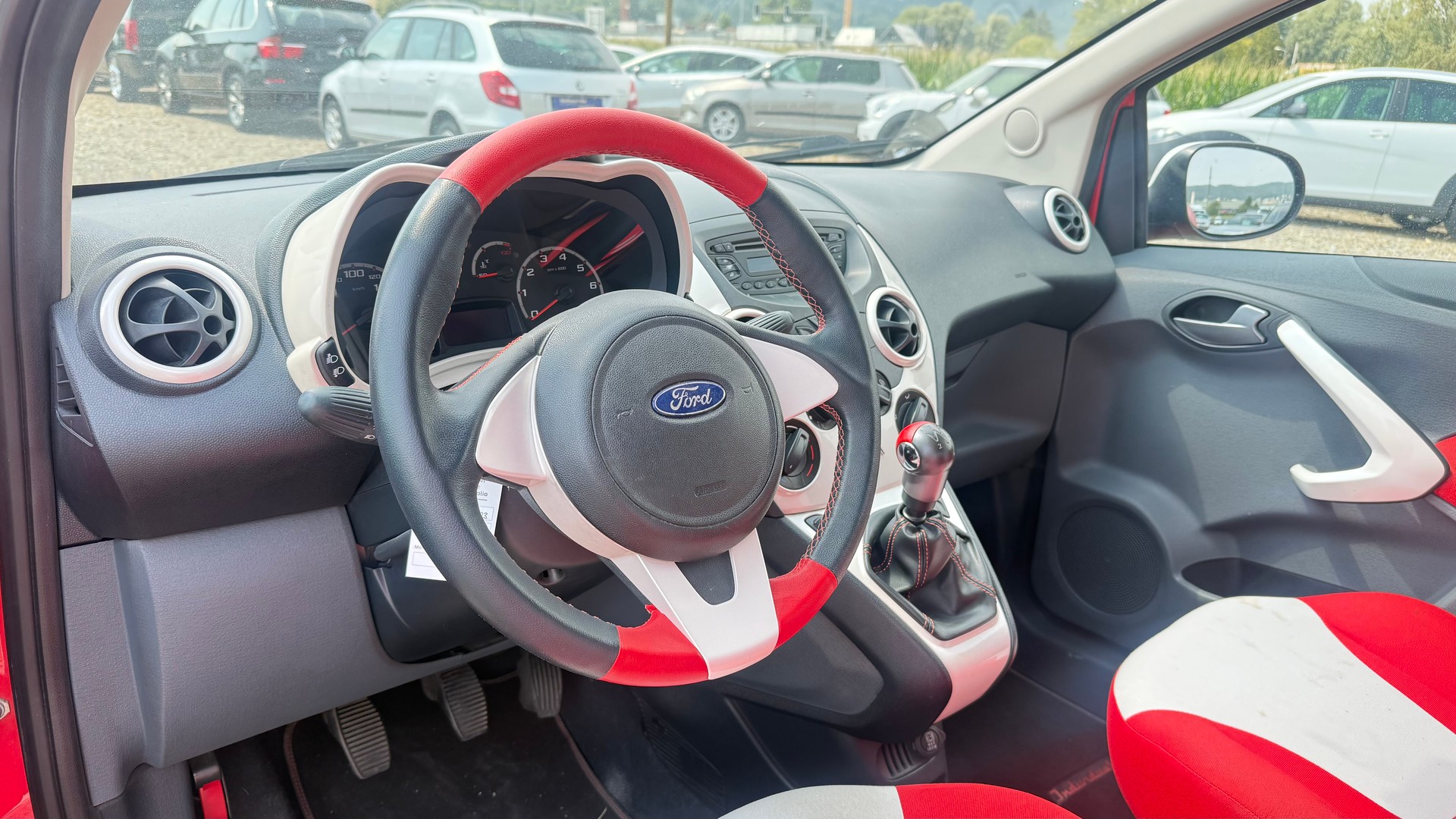FORD KA 1.25 Titanium-image-1