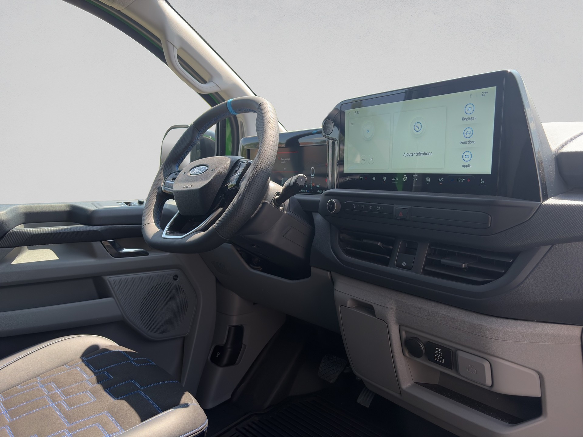 FORD Transit Custom Fourgon 320 L1H1 MS-RT Automat 170 ch 2.0 ecoblue BVA8-image-10