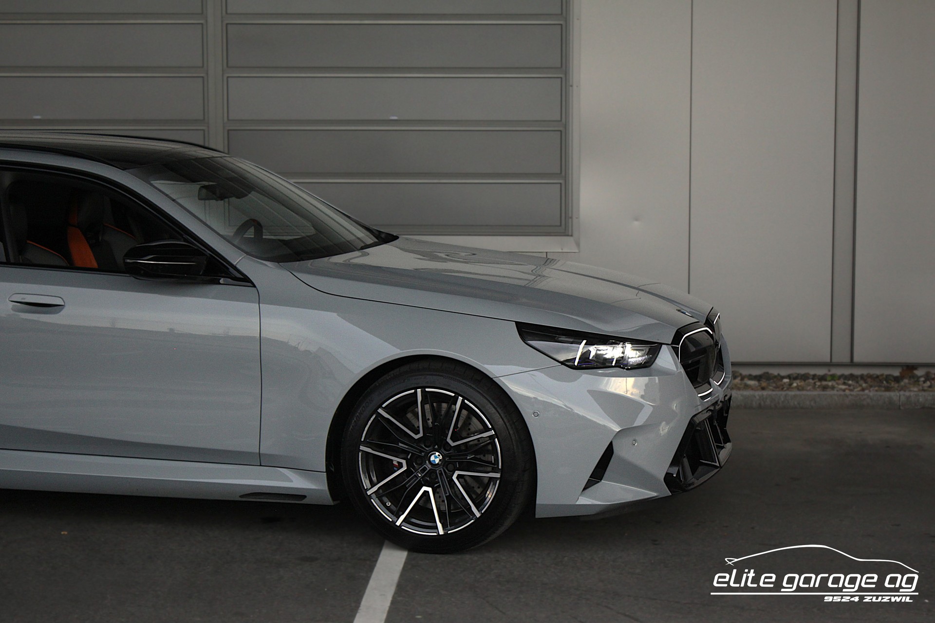 BMW M5 xDrive Touring aus 1. Hand-image-8