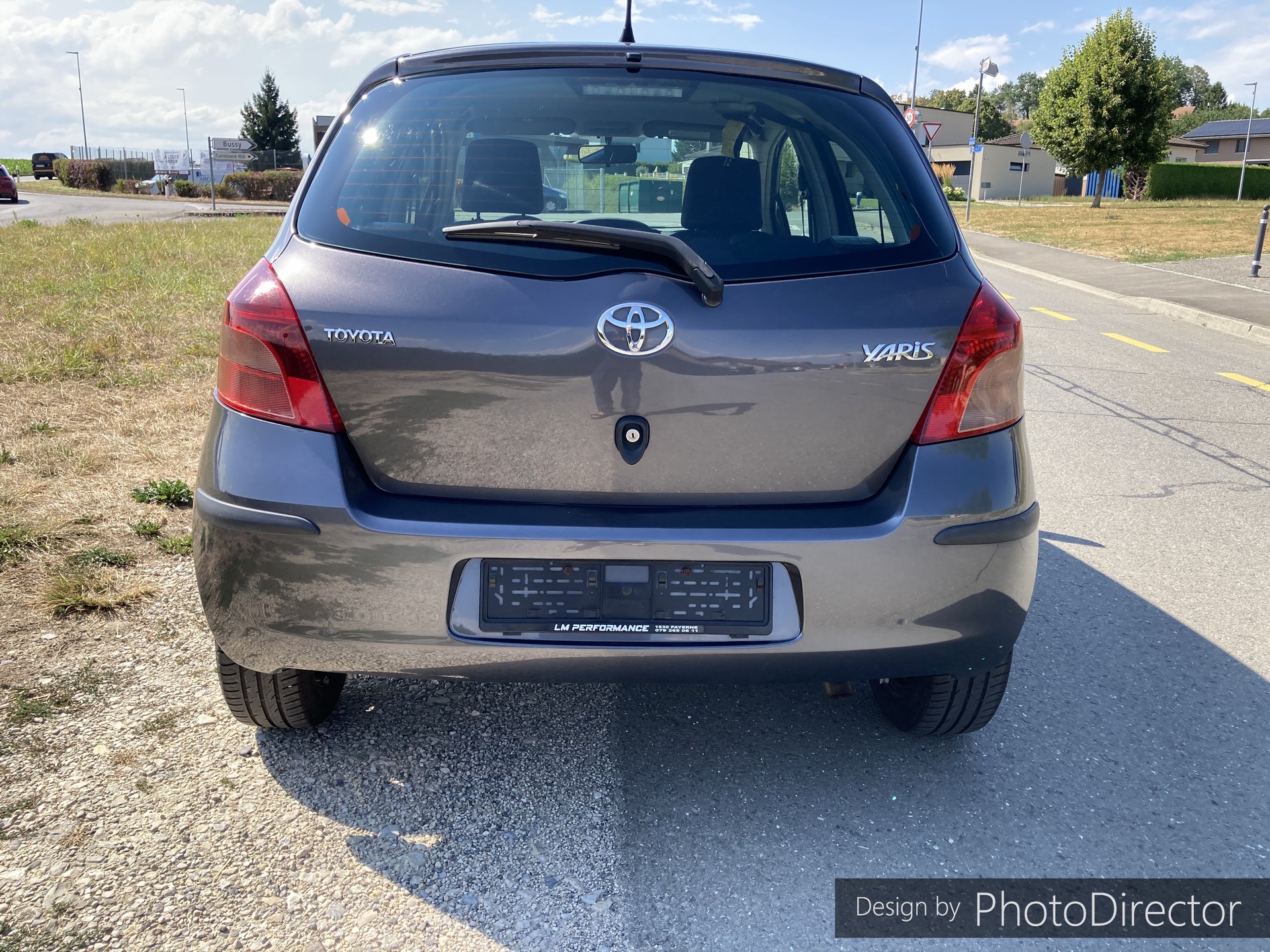TOYOTA Yaris 1.3 COOL-image-12