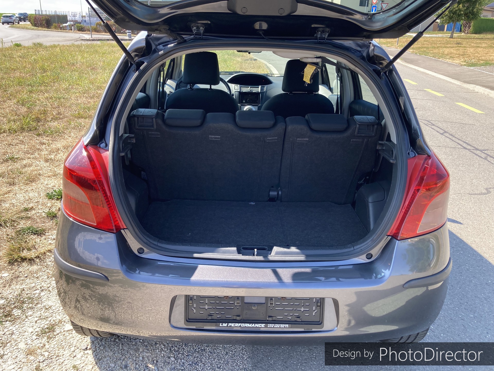 TOYOTA Yaris 1.3 COOL-image-11