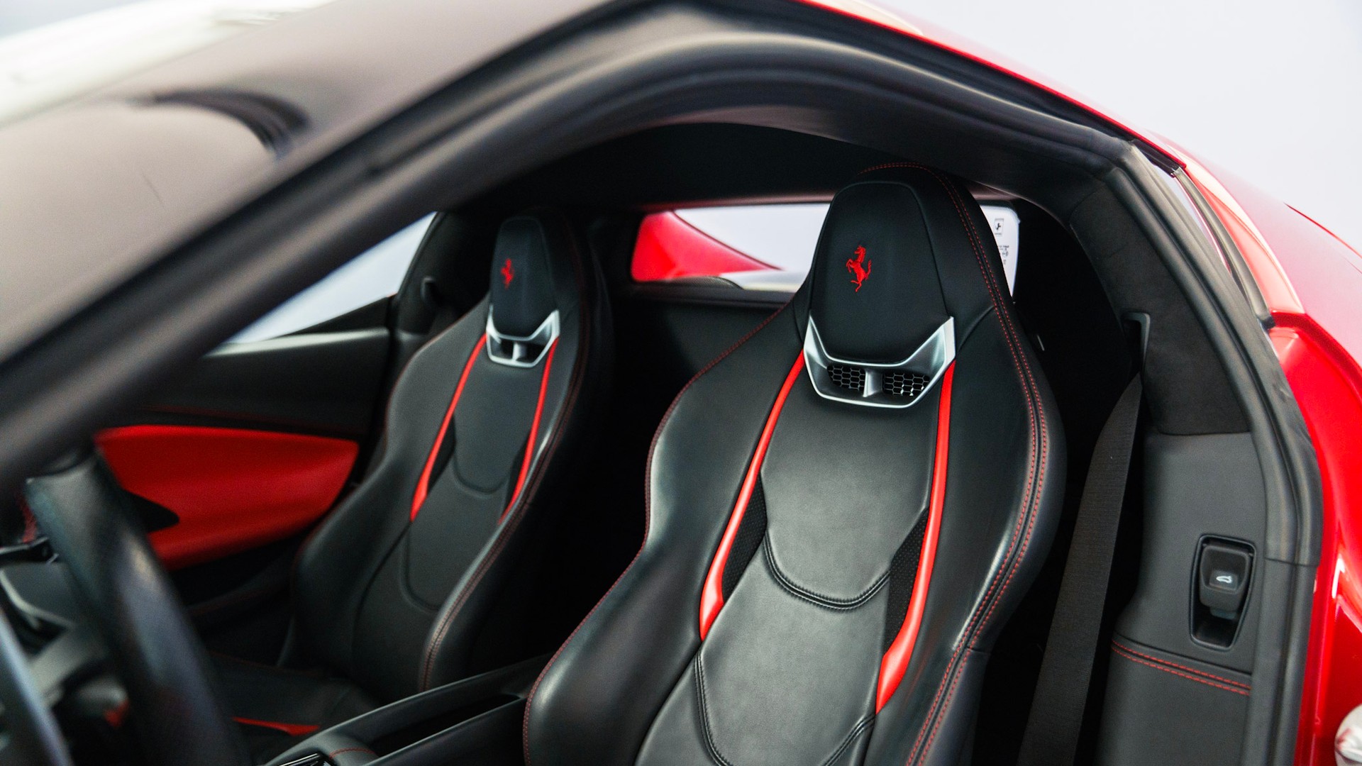 FERRARI 296 GTB-image-10