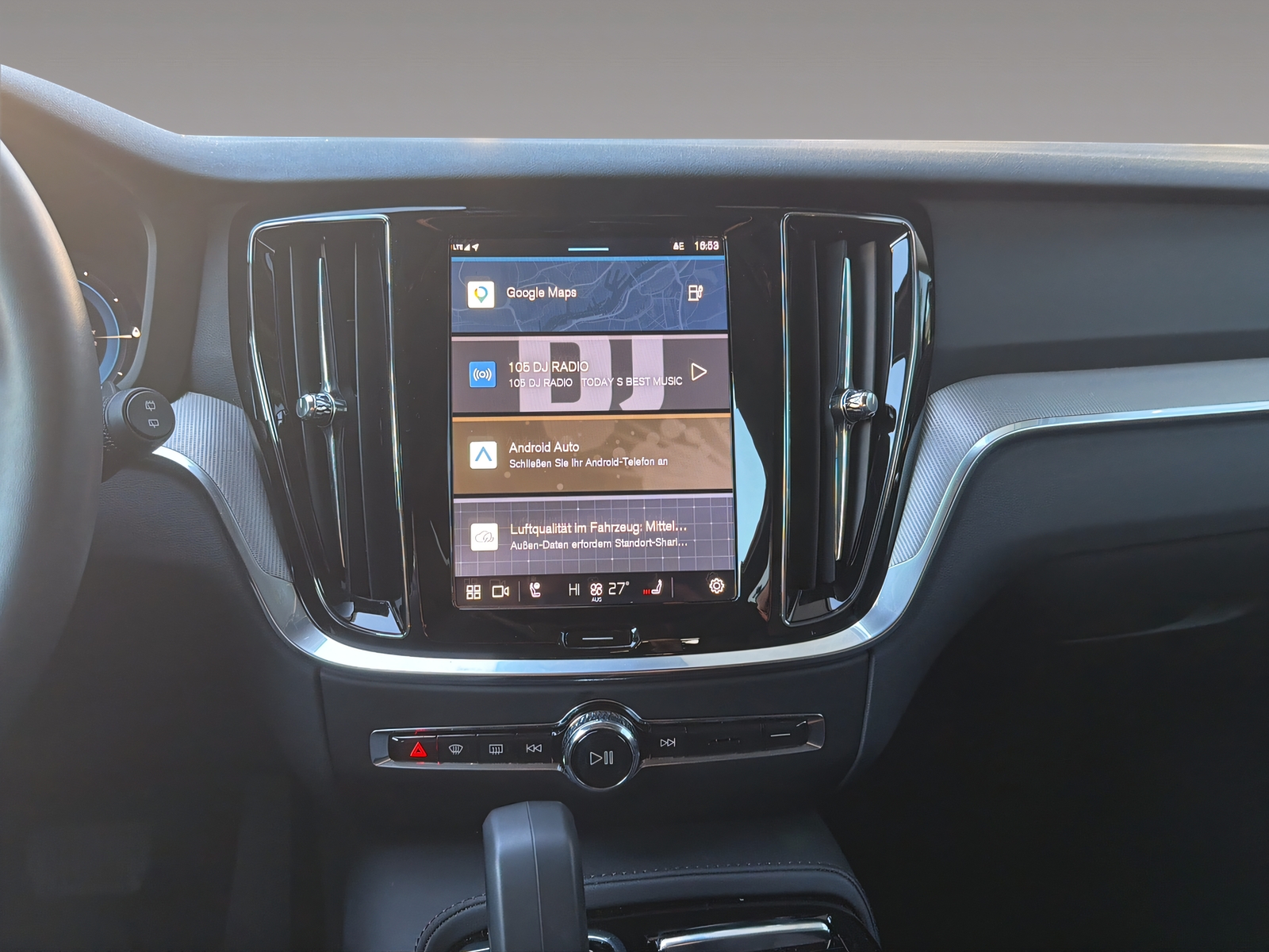 VOLVO V60 2.0 T6 TE Plus Dark eAWD-image-11
