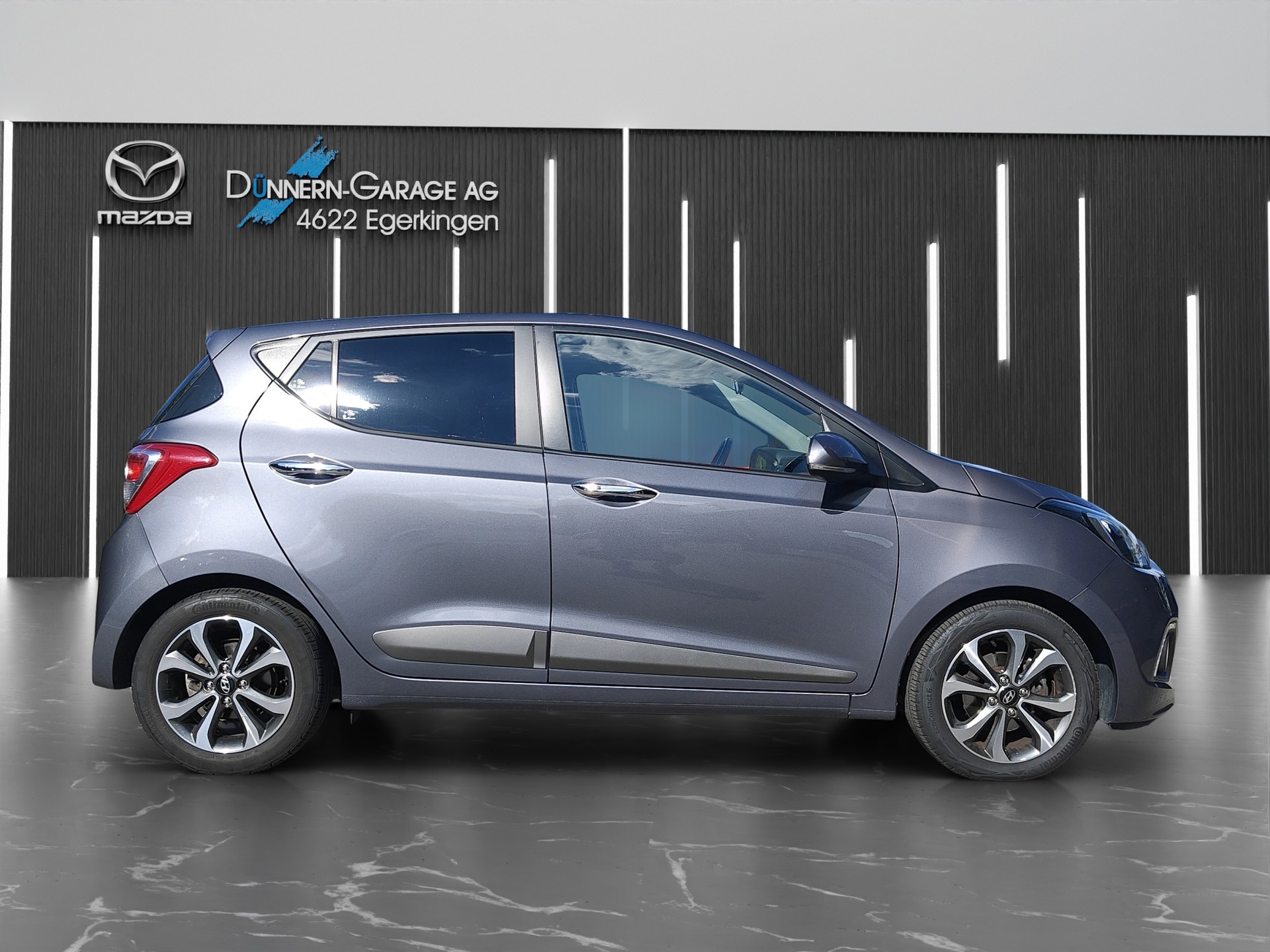 HYUNDAI i10 1.2 Vertex Automatic-image-3