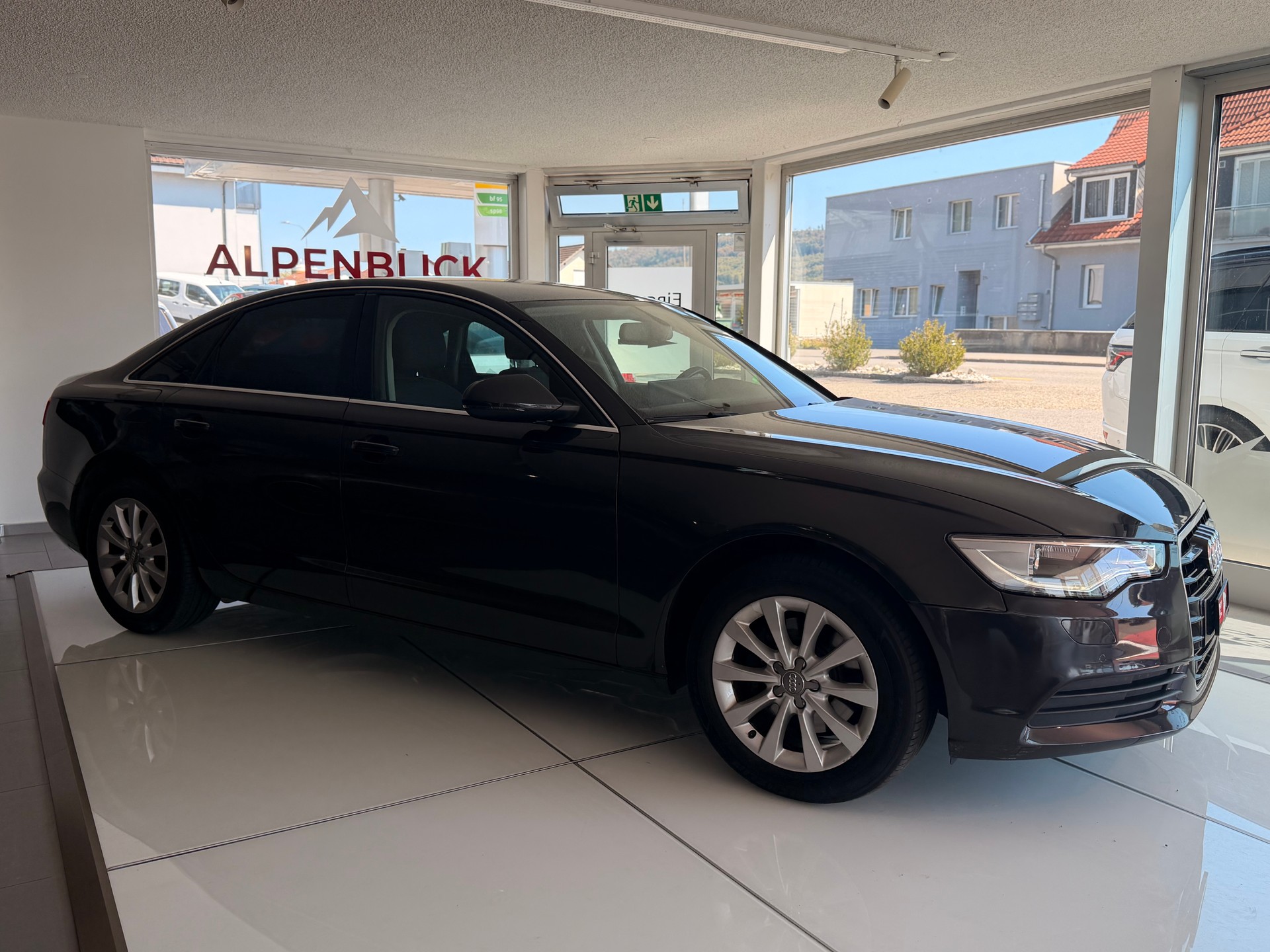 AUDI A6 Limousine 2.8 V6 FSI V6 multitronic-image-4
