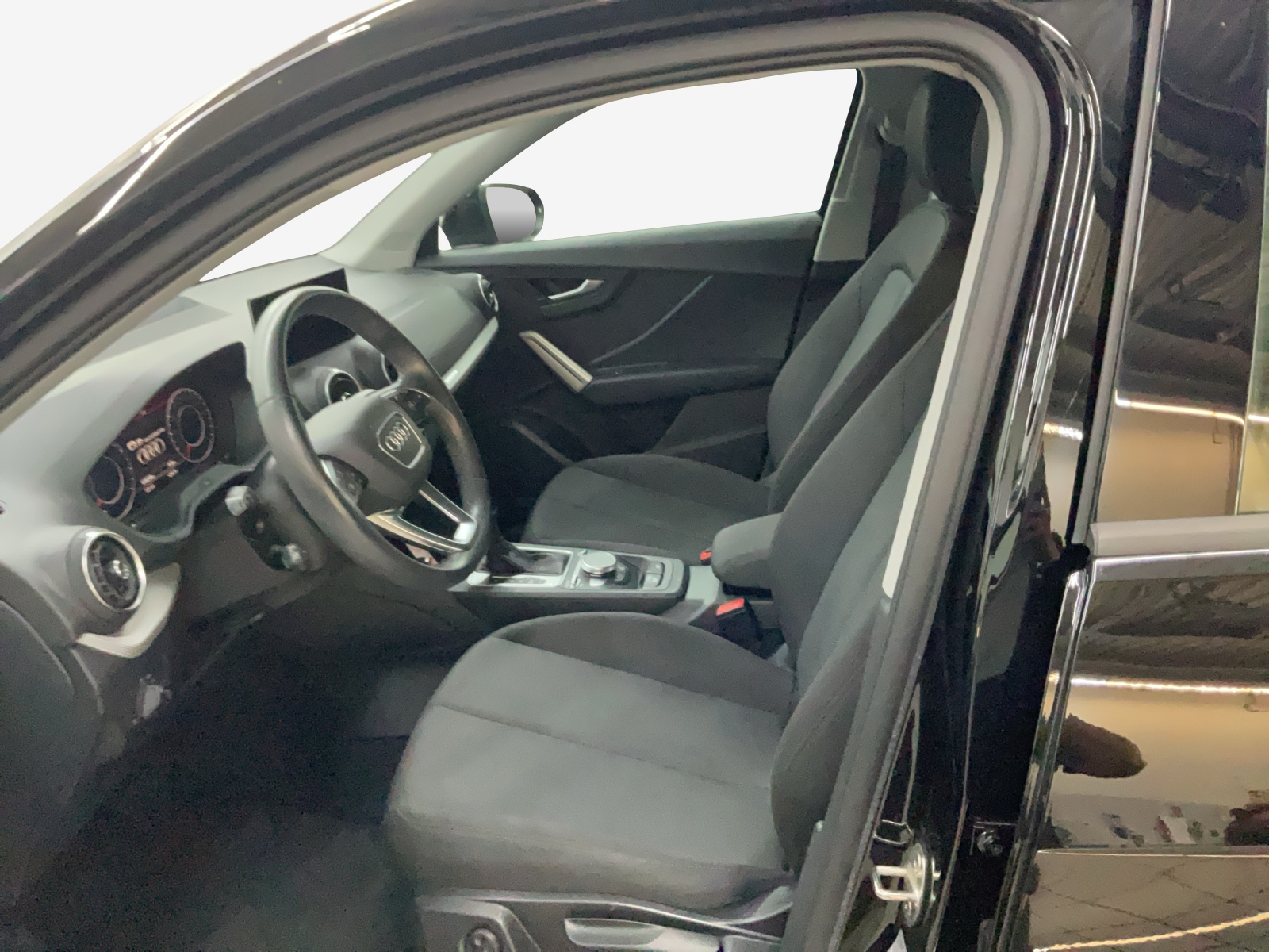 AUDI Q2 40 TFSI Attraction quattro S-tronic-image-7