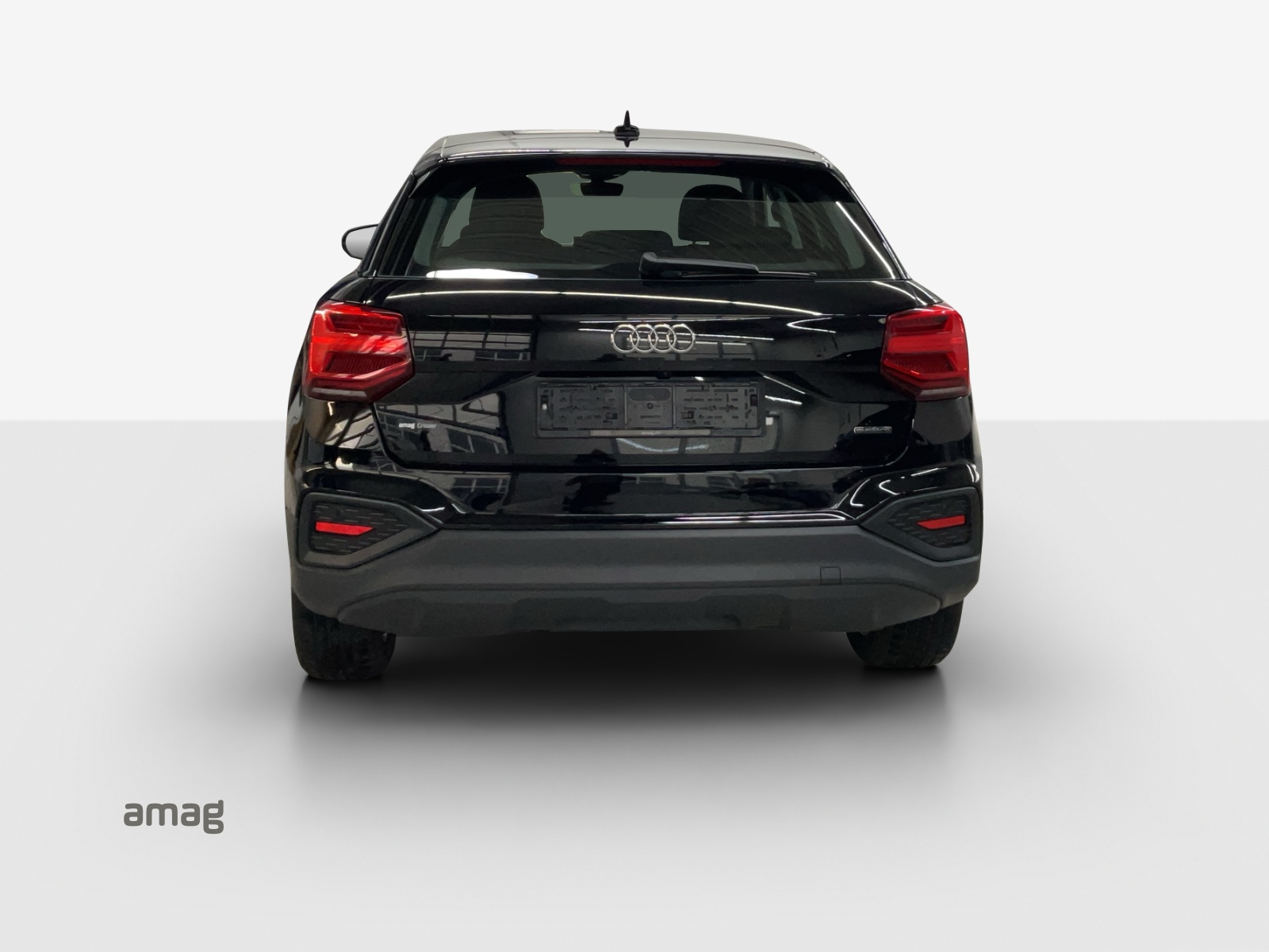AUDI Q2 40 TFSI Attraction quattro S-tronic-image-3