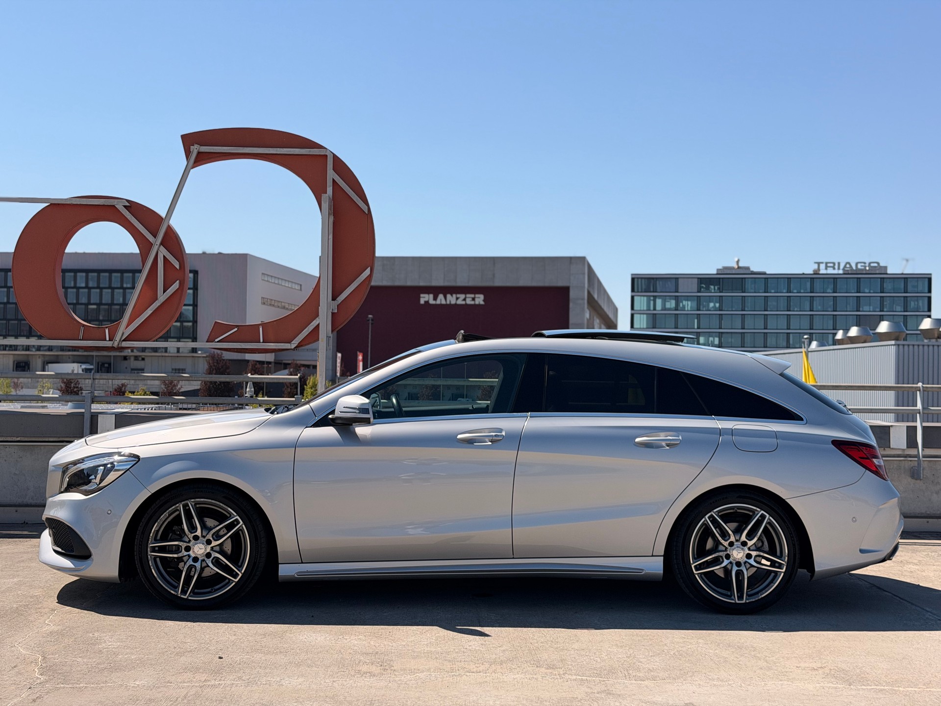 MERCEDES-BENZ Shooting Break 200 AMG - Line 7G-DTC-image-5