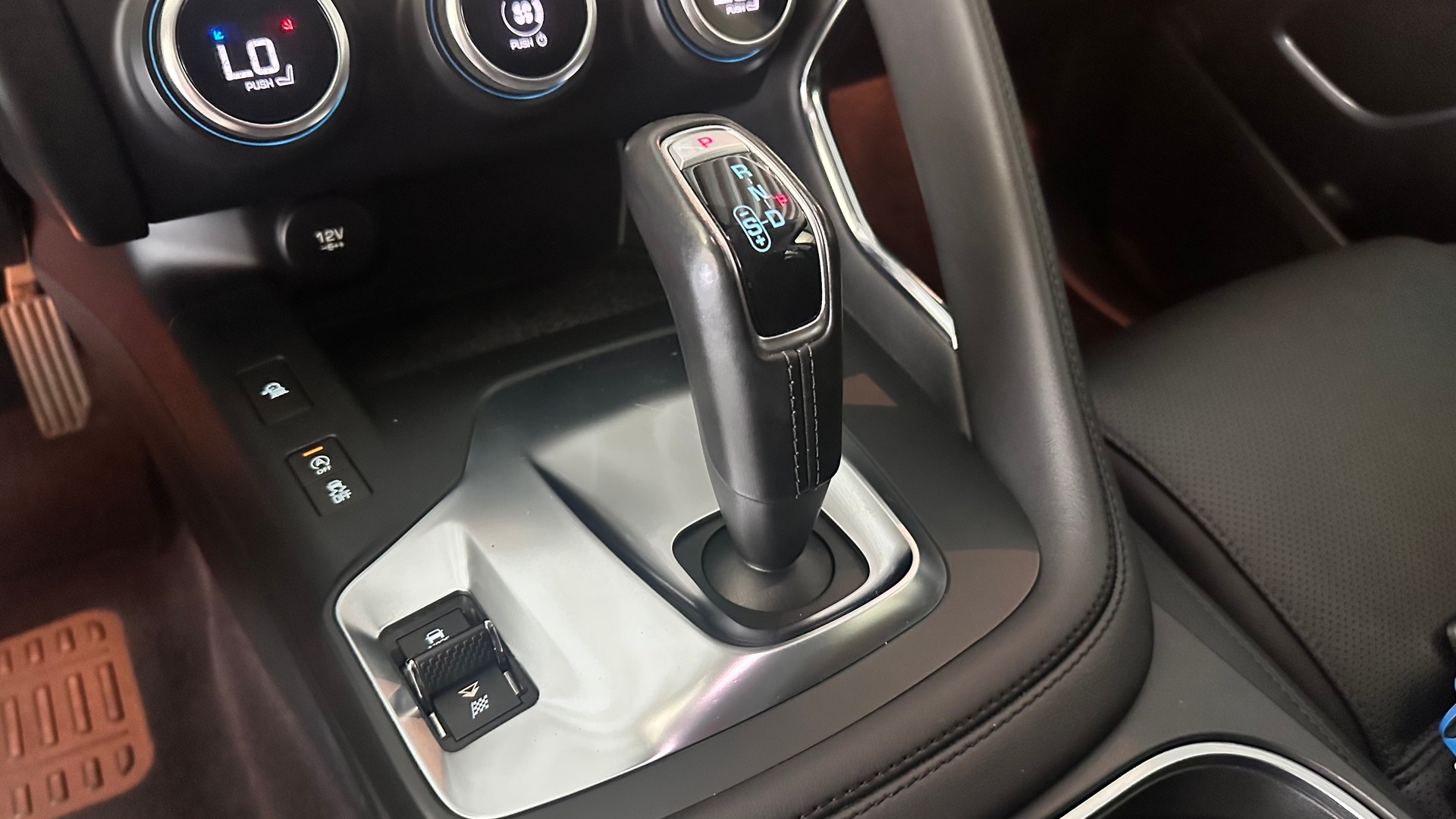 JAGUAR E-Pace 2.0 T 250 SE AWD-image-15