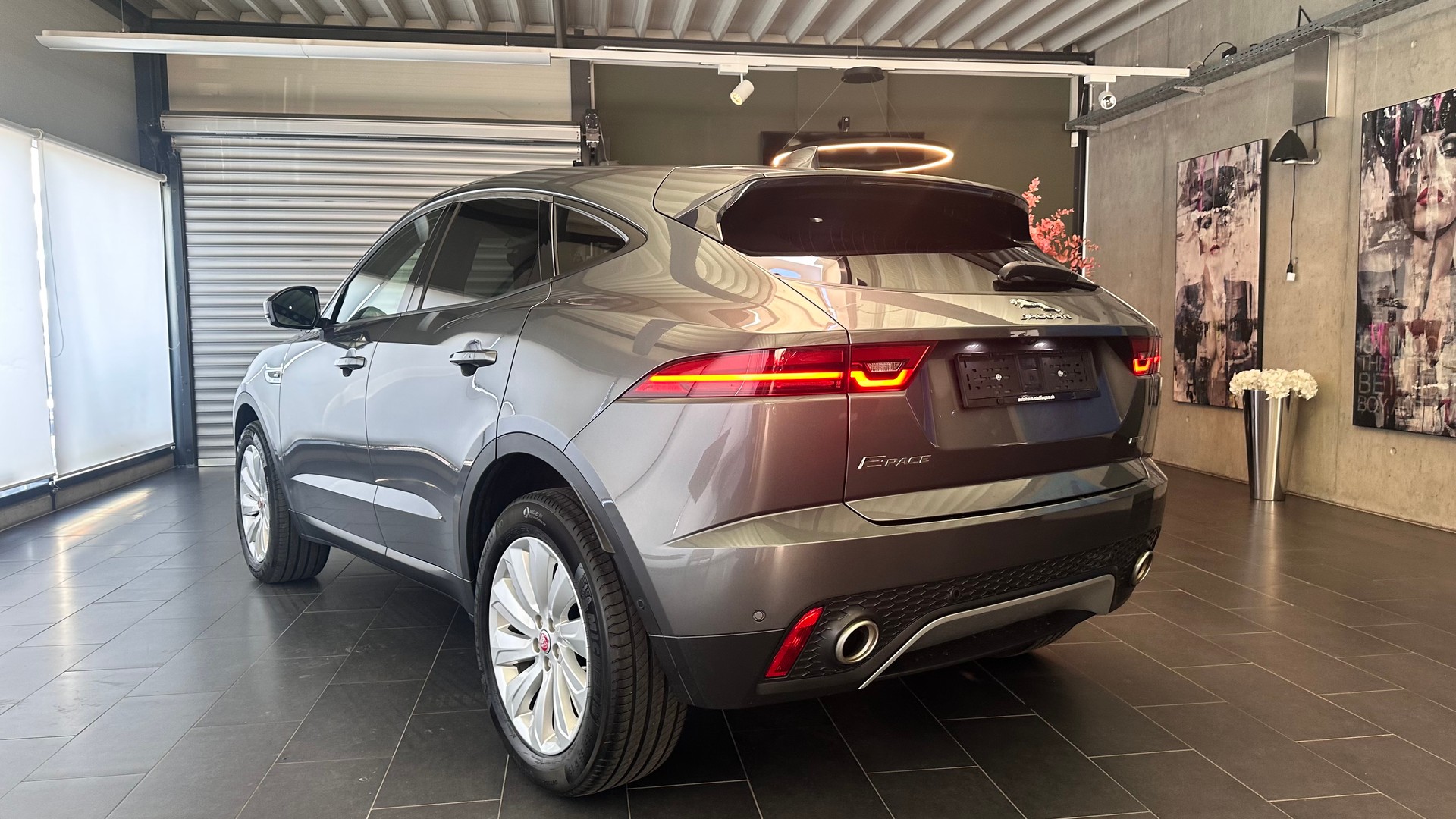 JAGUAR E-Pace 2.0 T 250 SE AWD-image-18
