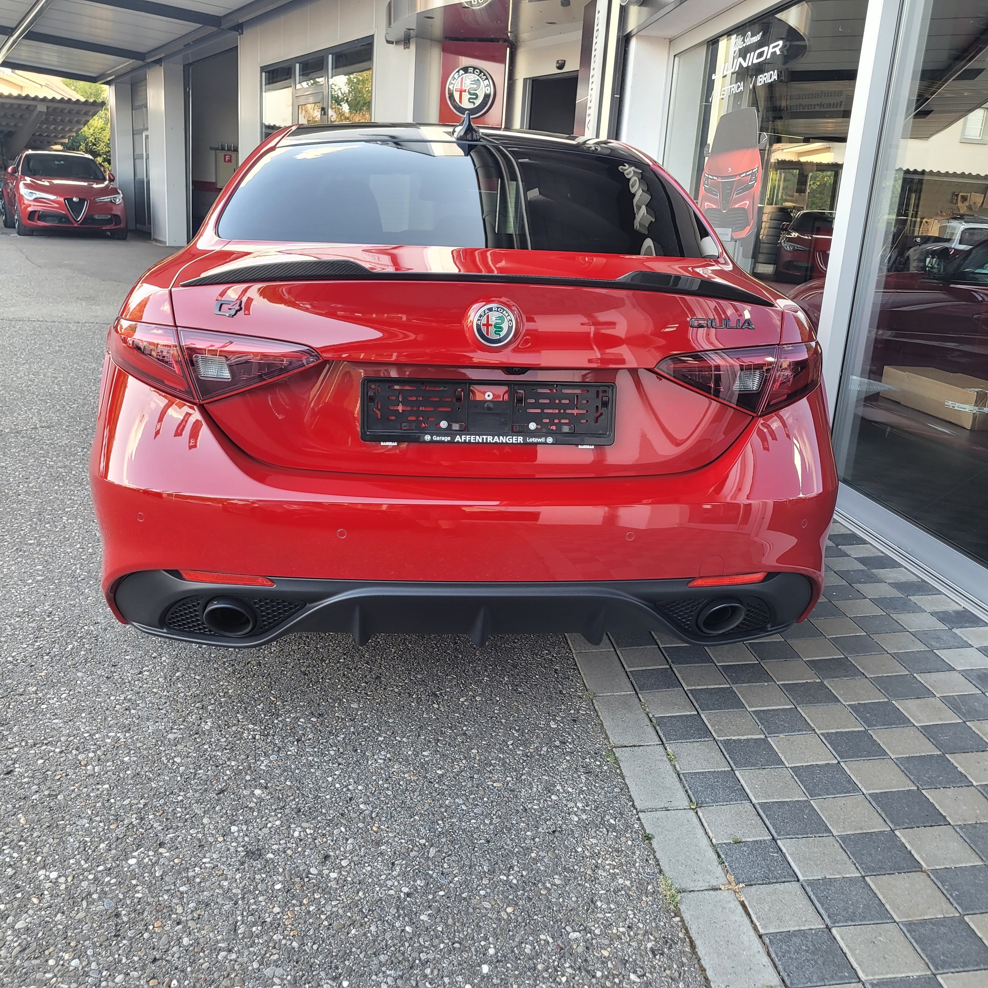 ALFA ROMEO Giulia 2.0 Veloce TI Q4 Automatic-image-3