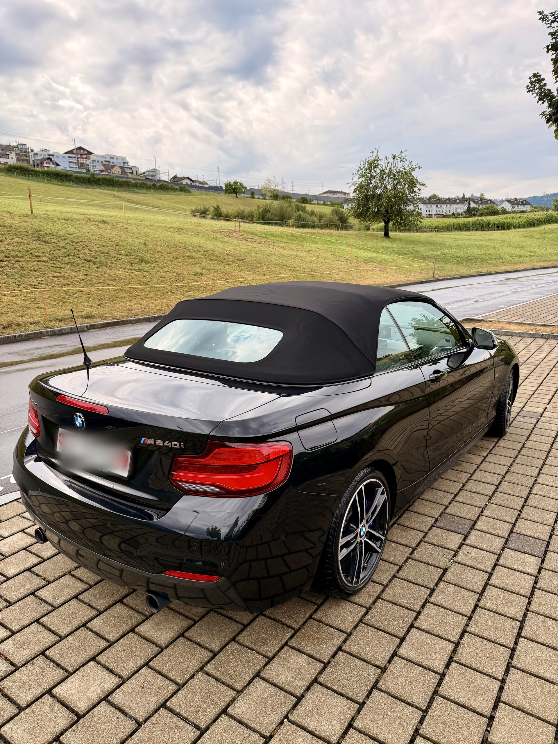 BMW M240i xDrive SAG-image-5