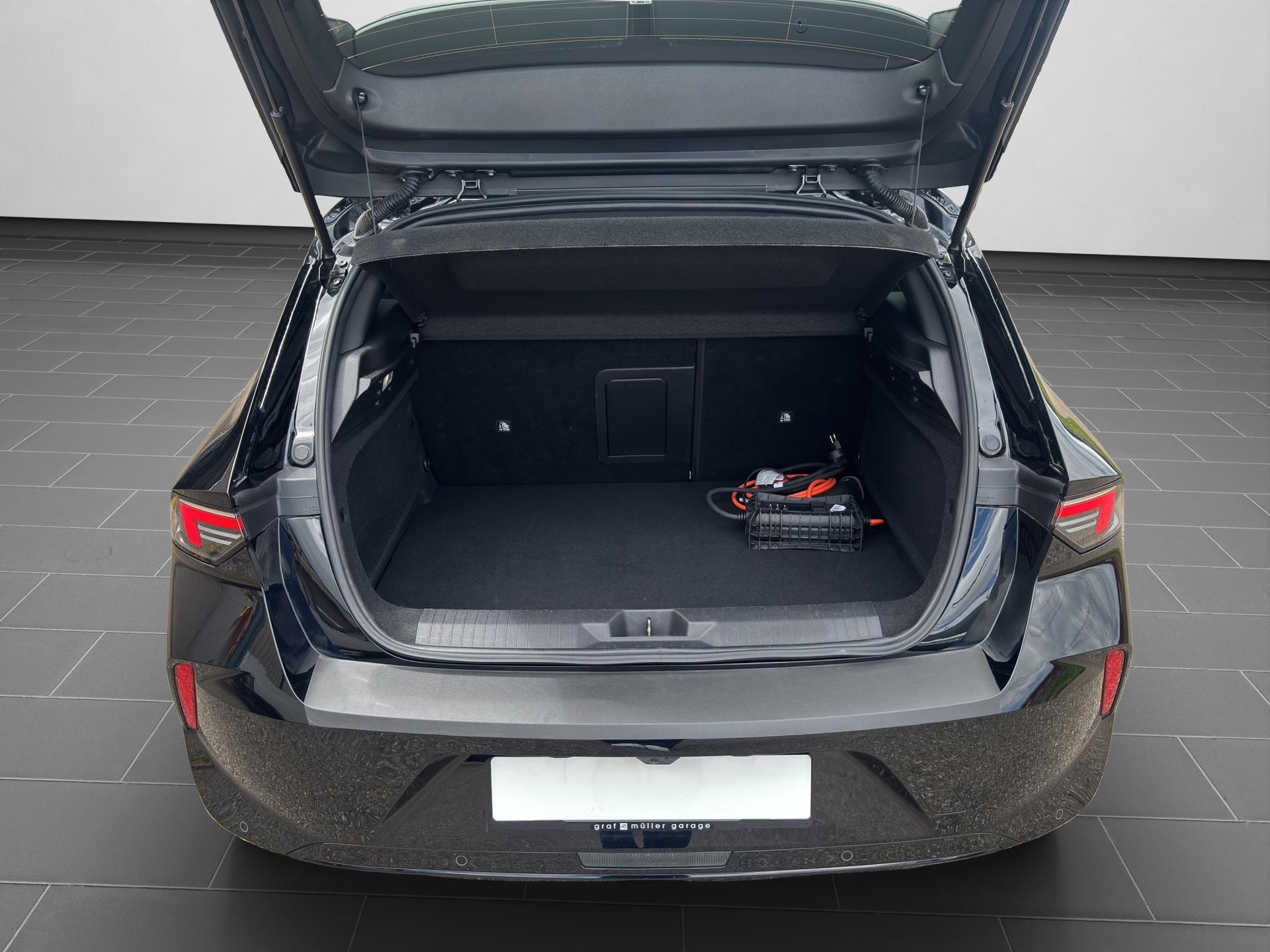 OPEL Astra Sports Tourer 1.6 T PHEV 225 GSe-image-16