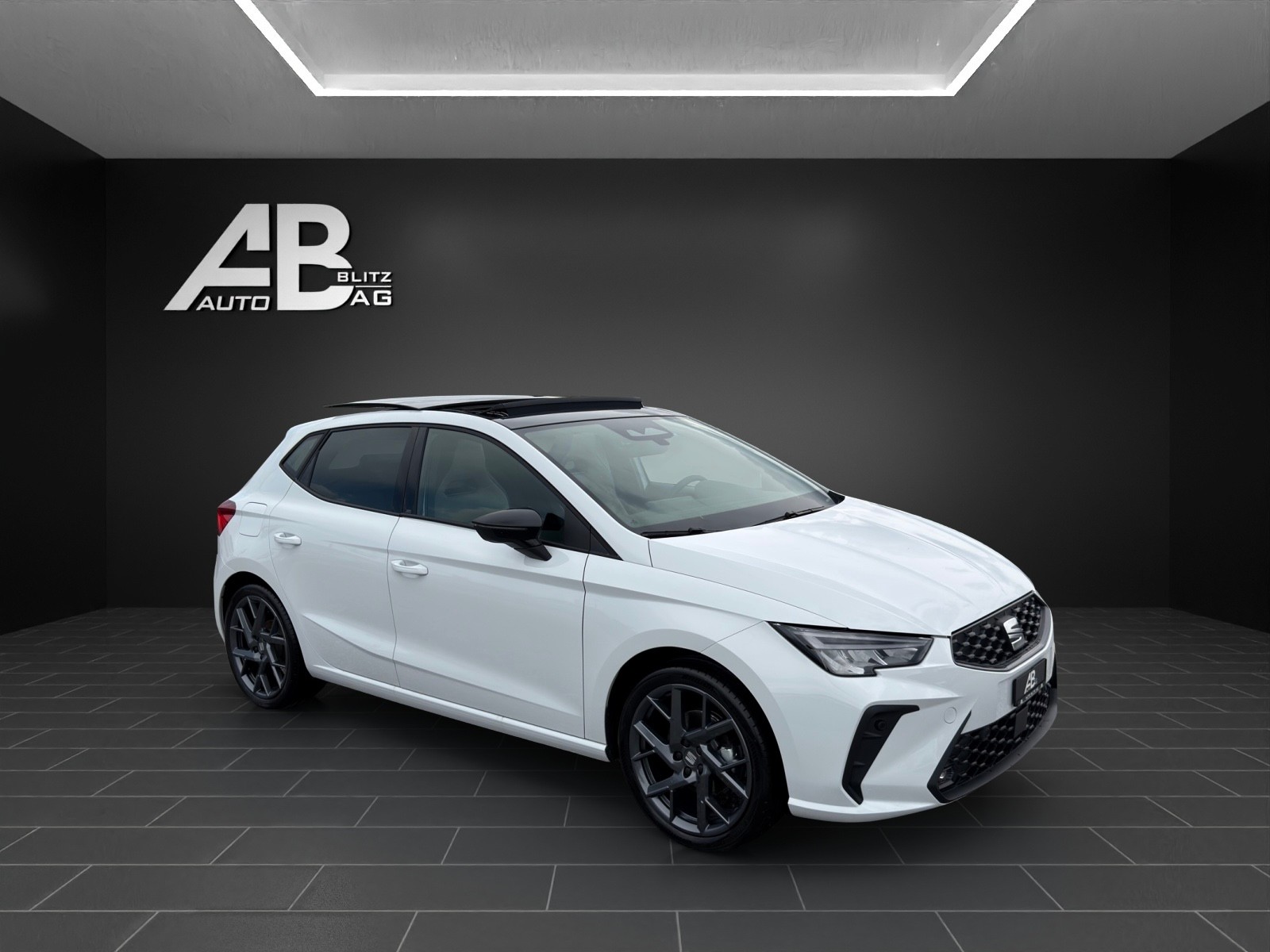 SEAT Ibiza 1.5 EcoTSI FR DSG mit 150 PS * Panoramadach *-image-5