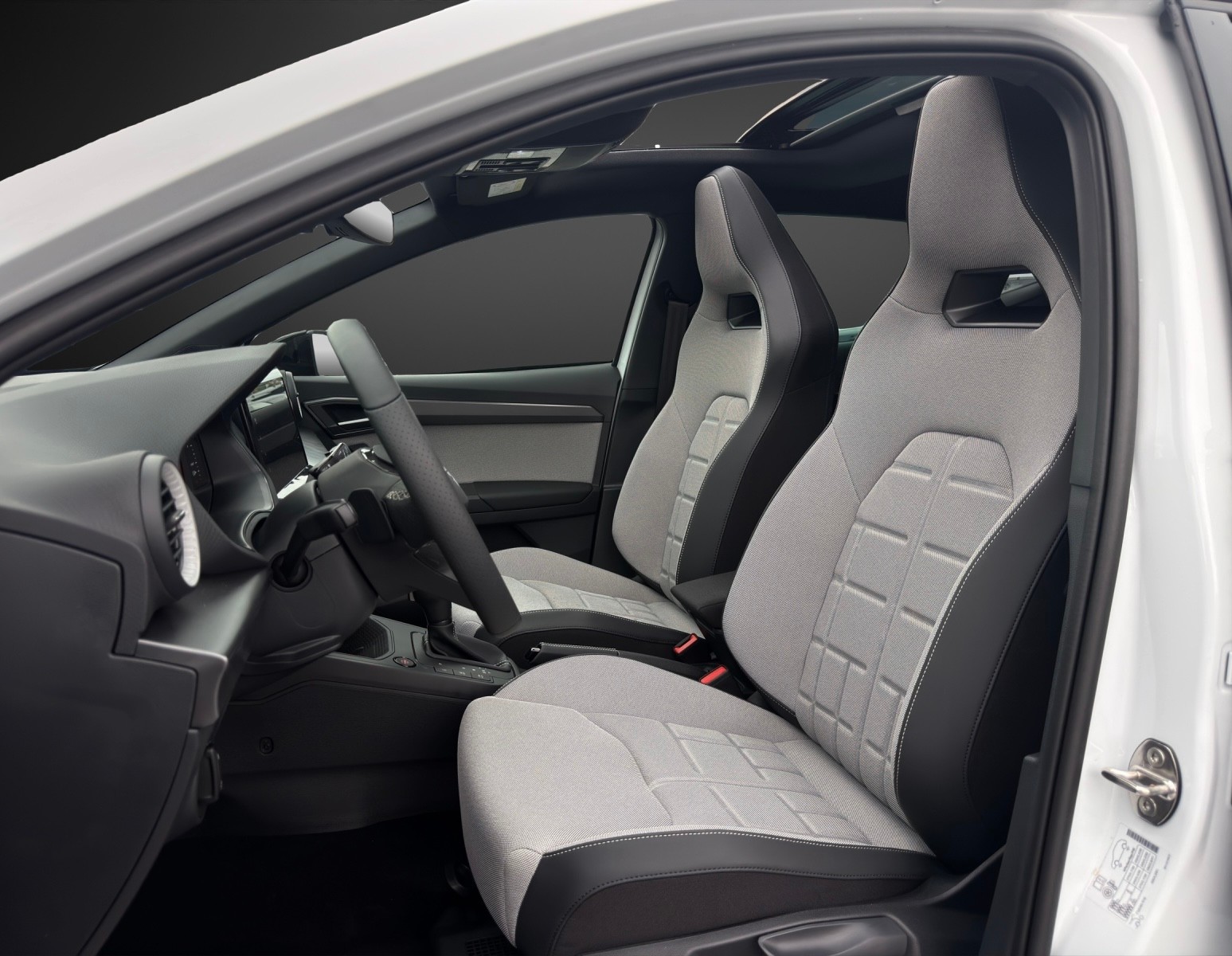 SEAT Ibiza 1.5 EcoTSI FR DSG mit 150 PS * Panoramadach *-image-6