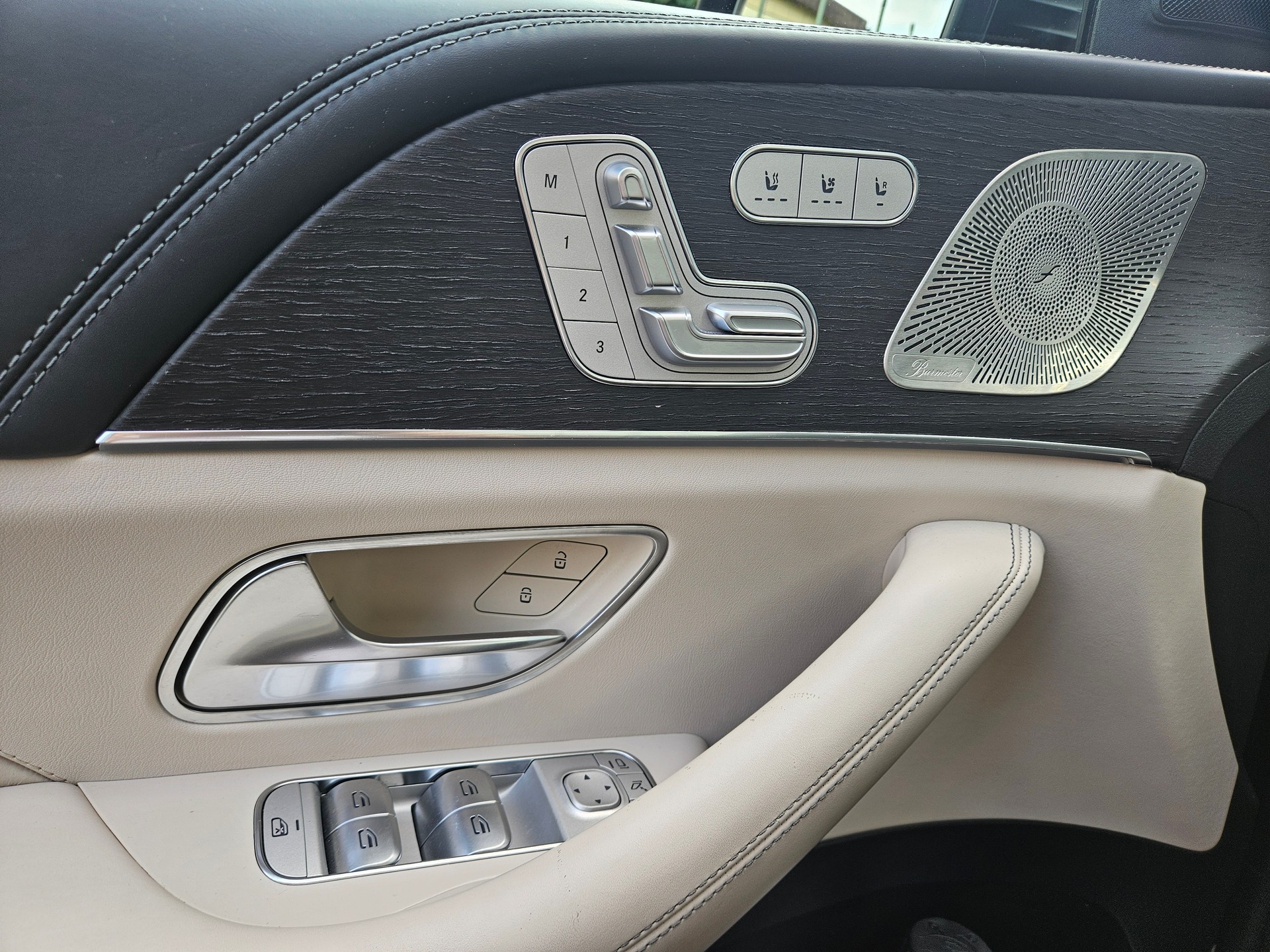 MERCEDES-BENZ GLE 53 AMG 4matic+-image-4