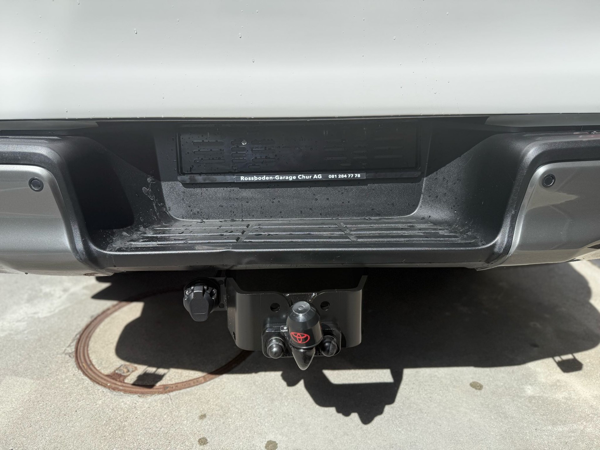 TOYOTA Hilux 2.4D-4D Luna Double Cab 4x4-image-8