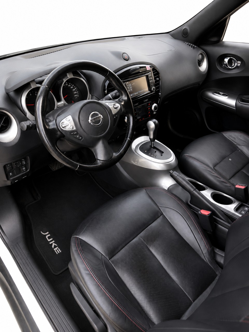 NISSAN Juke 1.6 DIG-T n-tec 4x4 Xtronic M-CVT-image-4
