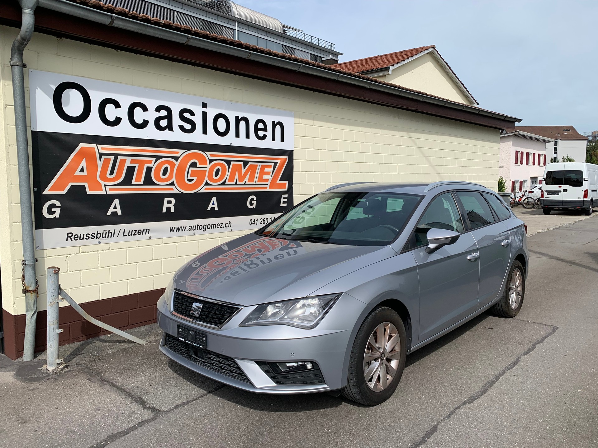 SEAT Leon ST 1.6 TDI CR Style DSG-image-0