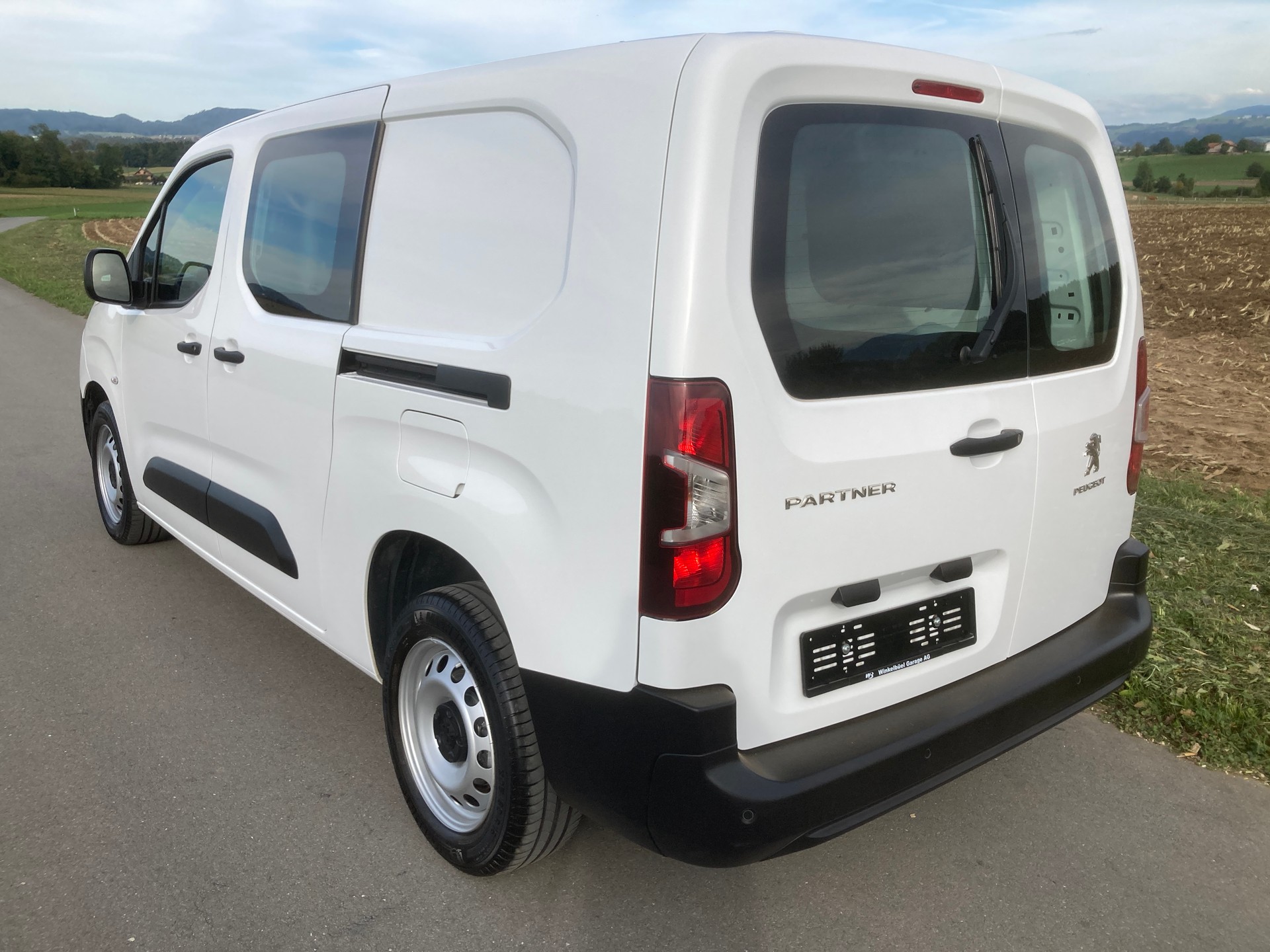 PEUGEOT Partner 1.5 Blue HDi s/s Premium Long 1000kg-image-3