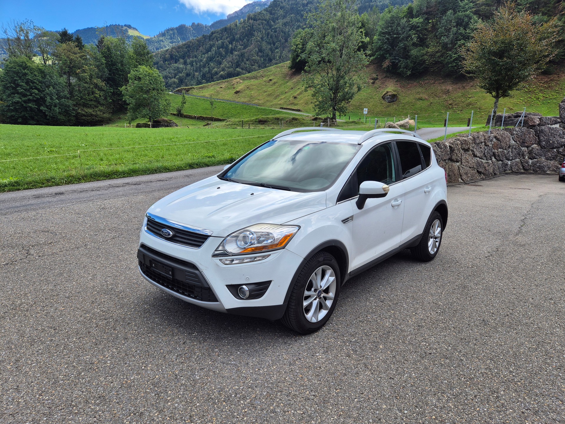 FORD Kuga 2.0 TDCi 4WD PowerShift-image-0