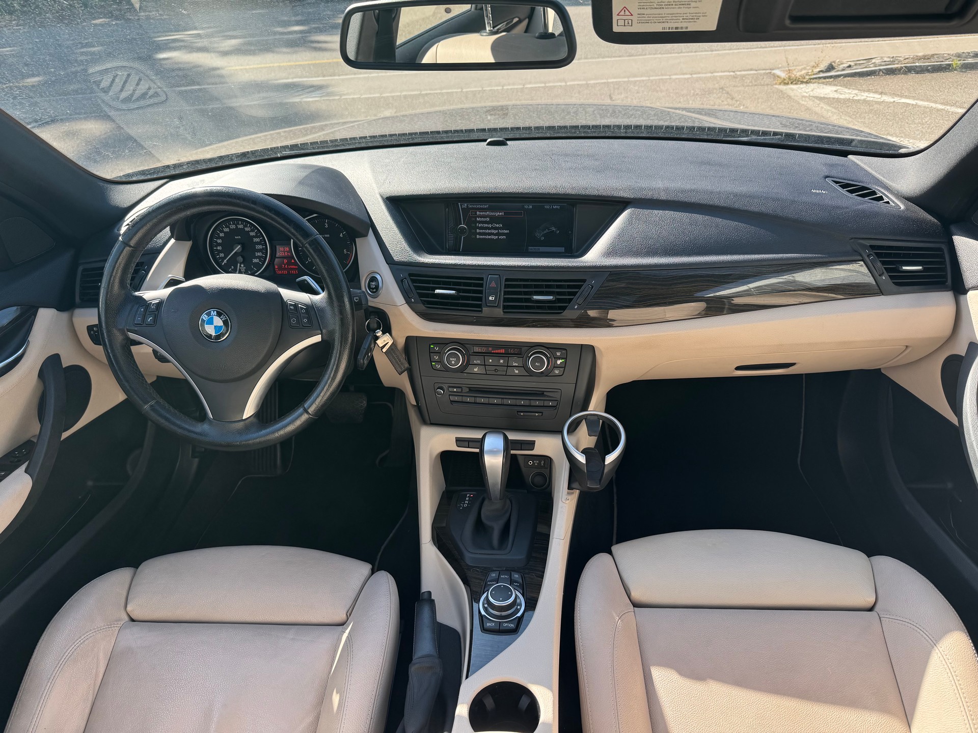BMW X1 xDrive 23d Steptronic-image-9