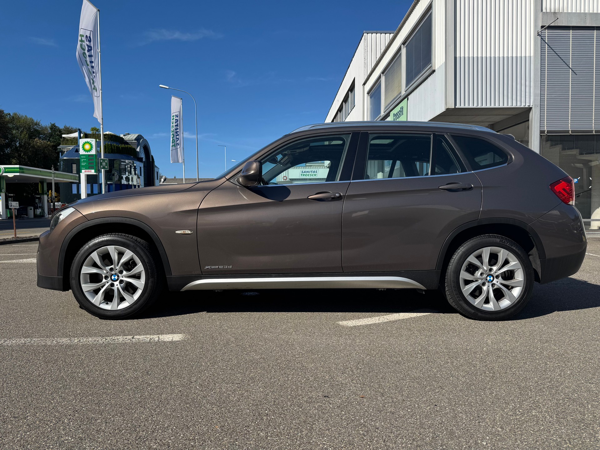 BMW X1 xDrive 23d Steptronic-image-0