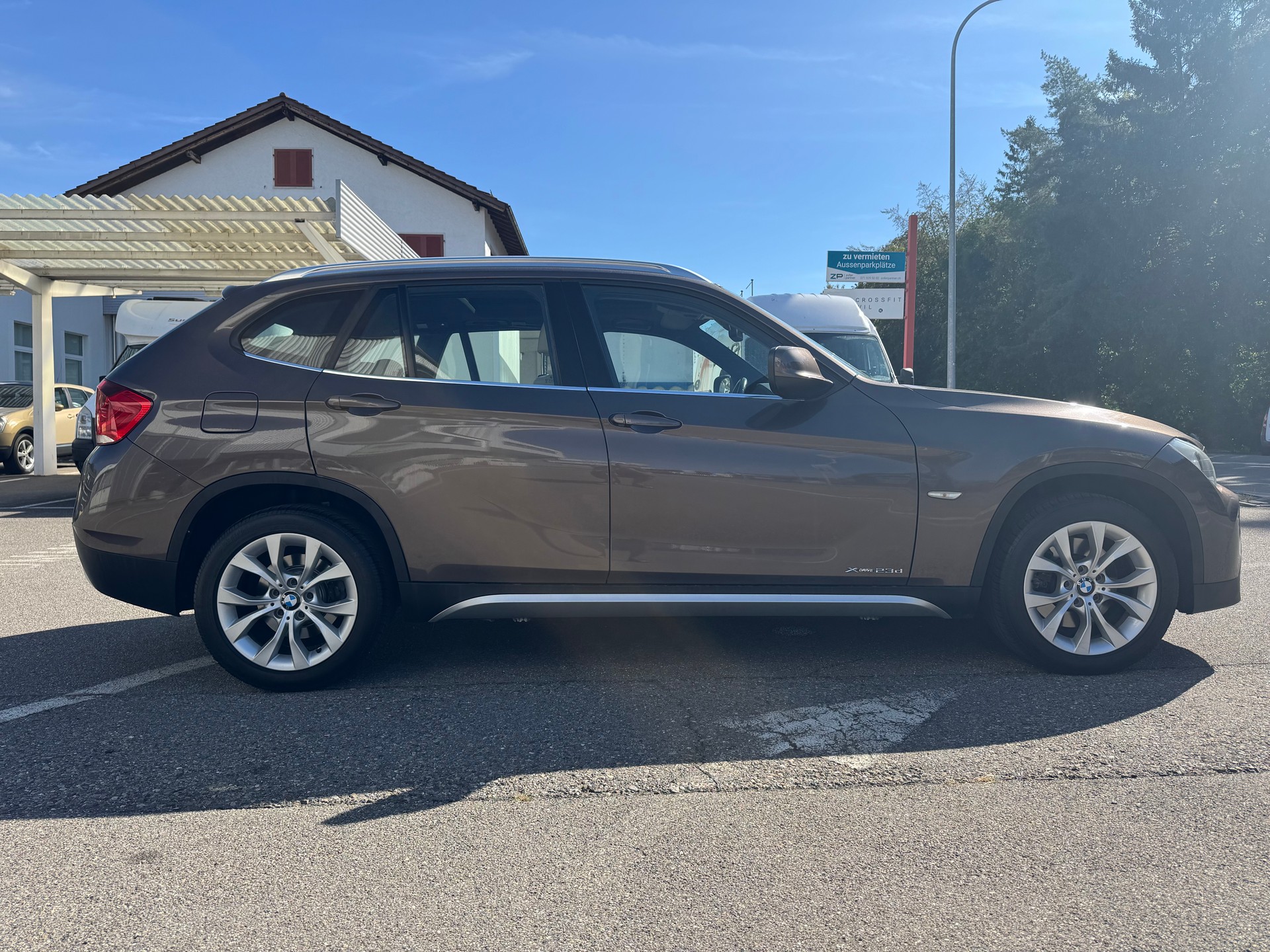 BMW X1 xDrive 23d Steptronic-image-1