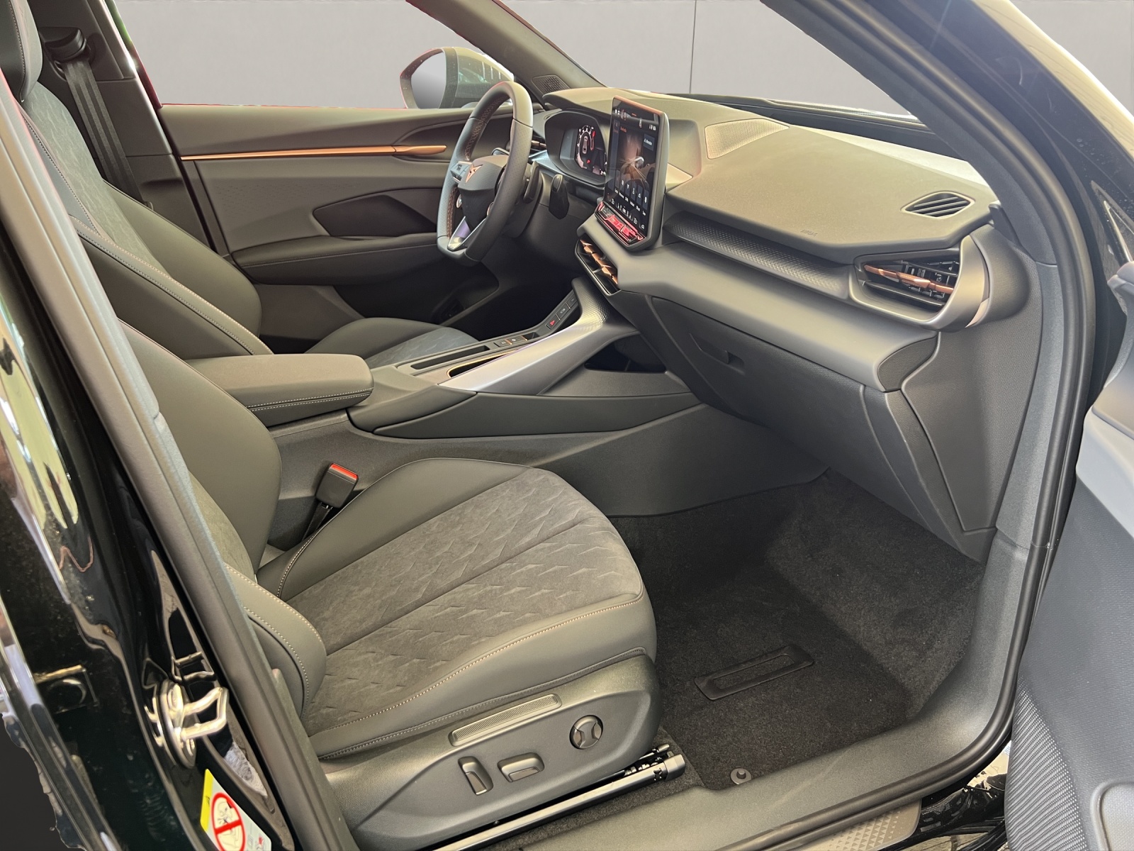 CUPRA Terramar 2.0 TSI VZ 4Drive DSG 4x4 265PS-image-8