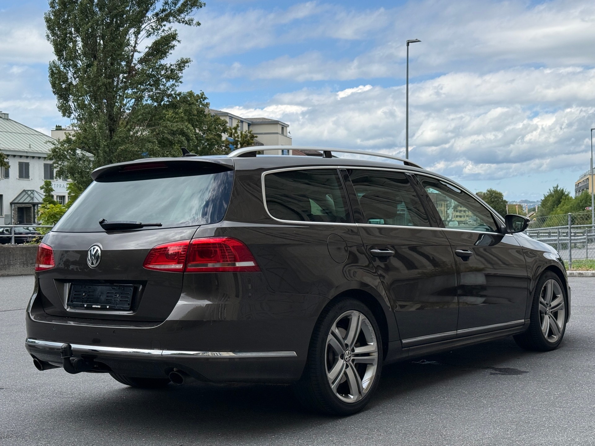 VW Passat Variant 3.6 FSI Highline 4Motion DSG-image-10