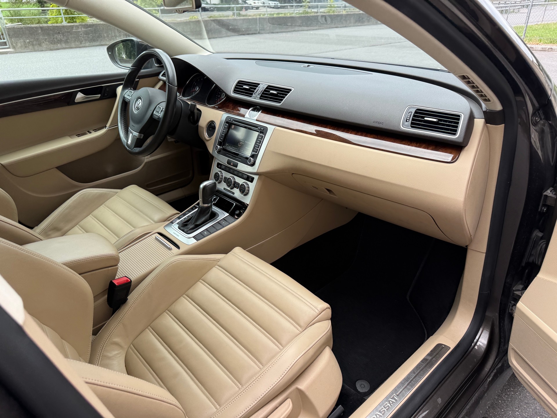VW Passat Variant 3.6 FSI Highline 4Motion DSG-image-7