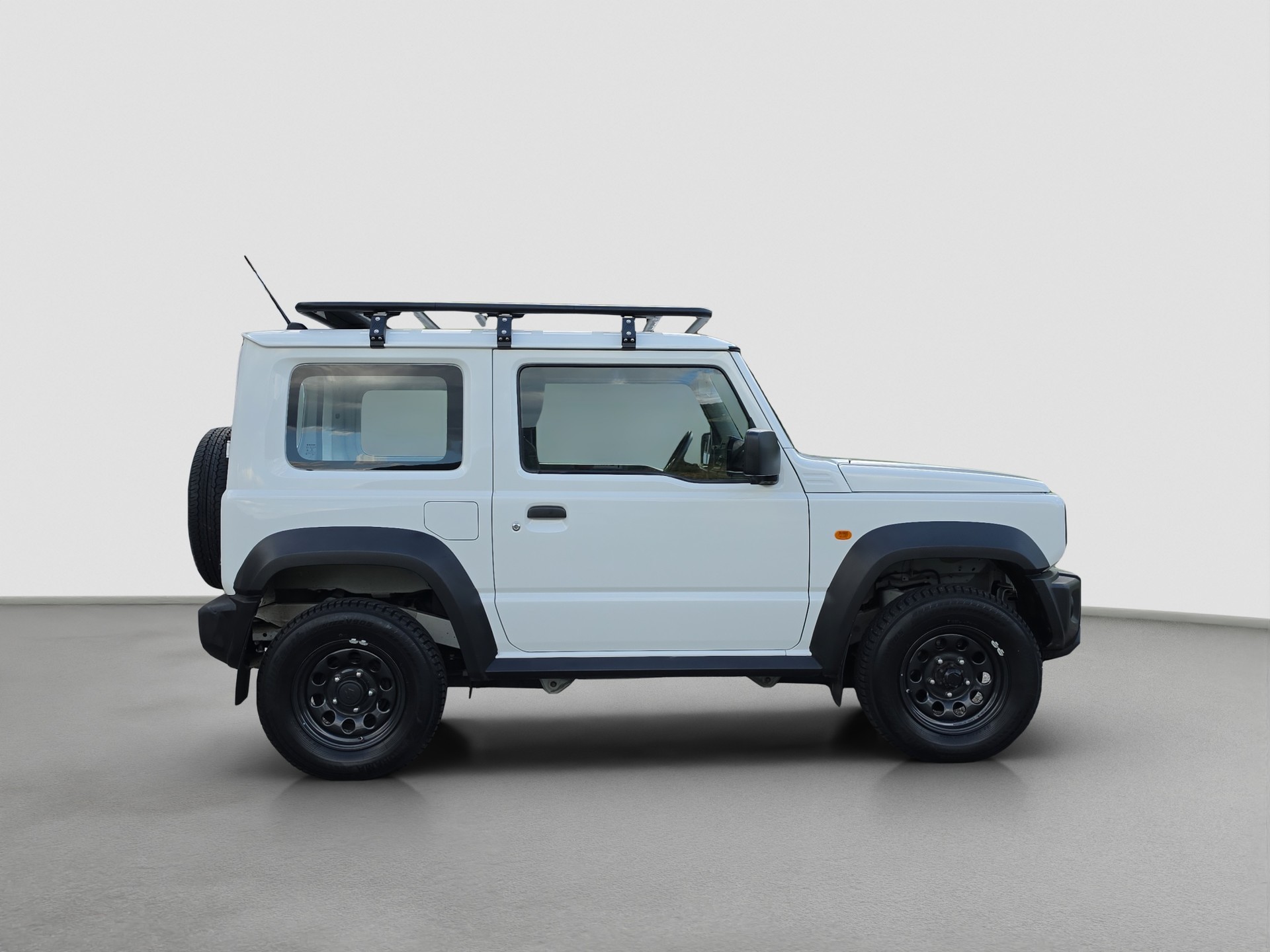 SUZUKI Jimny 1.5 Compact+ 4x4-image-5